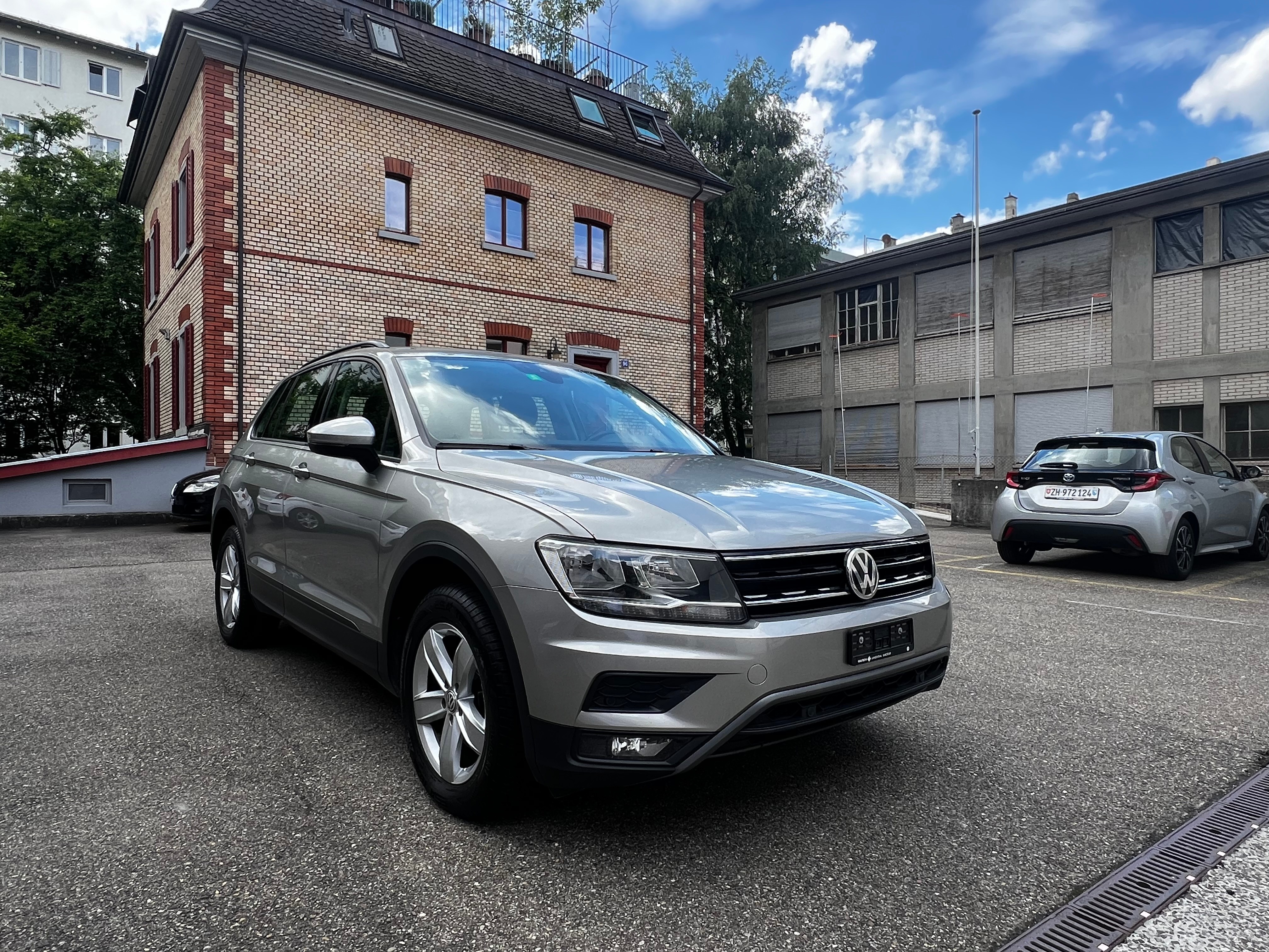 VW Tiguan 2.0 TDI SCR Comfortline 4Motion DSG (Frisch Ab MFK)