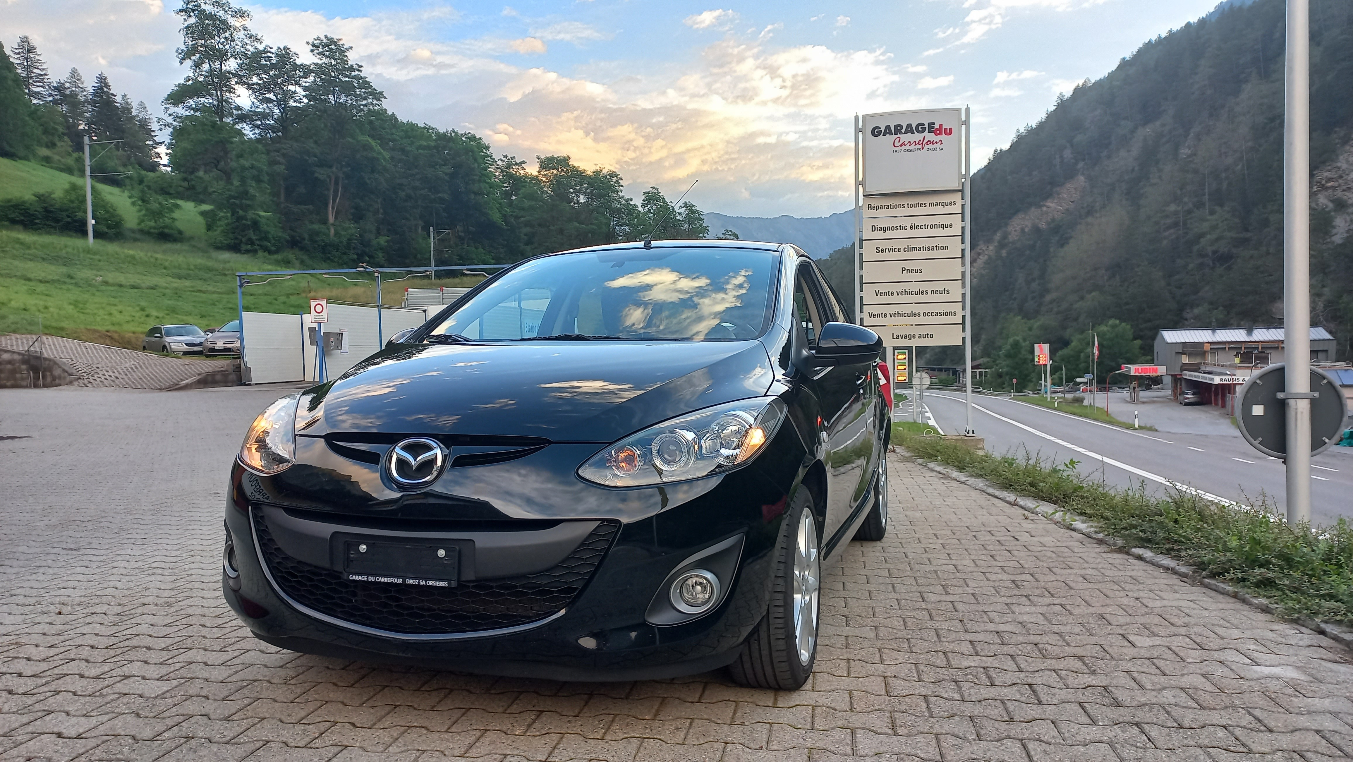 MAZDA 2 1.5i 16V Sport