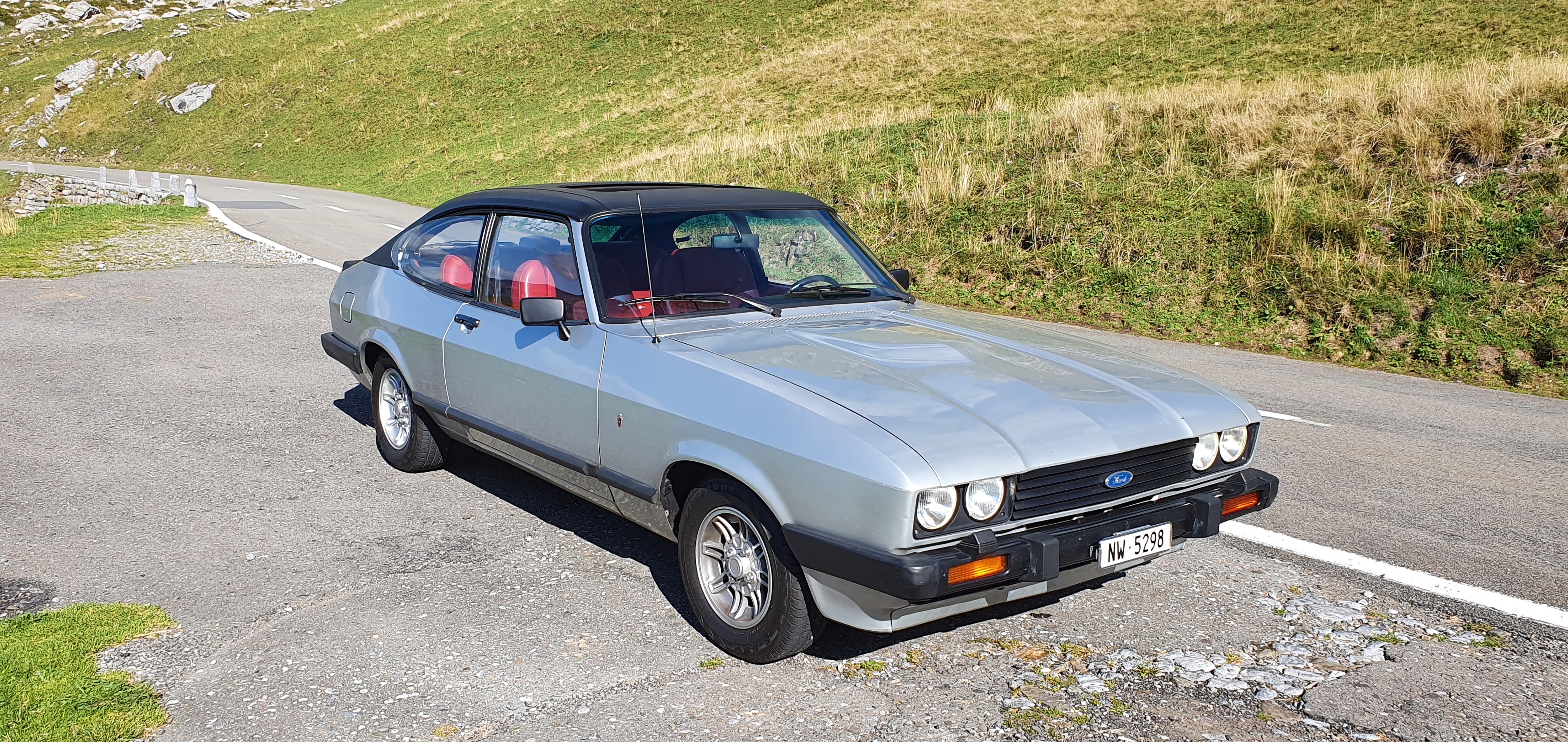 FORD Capri 2300 Ghia