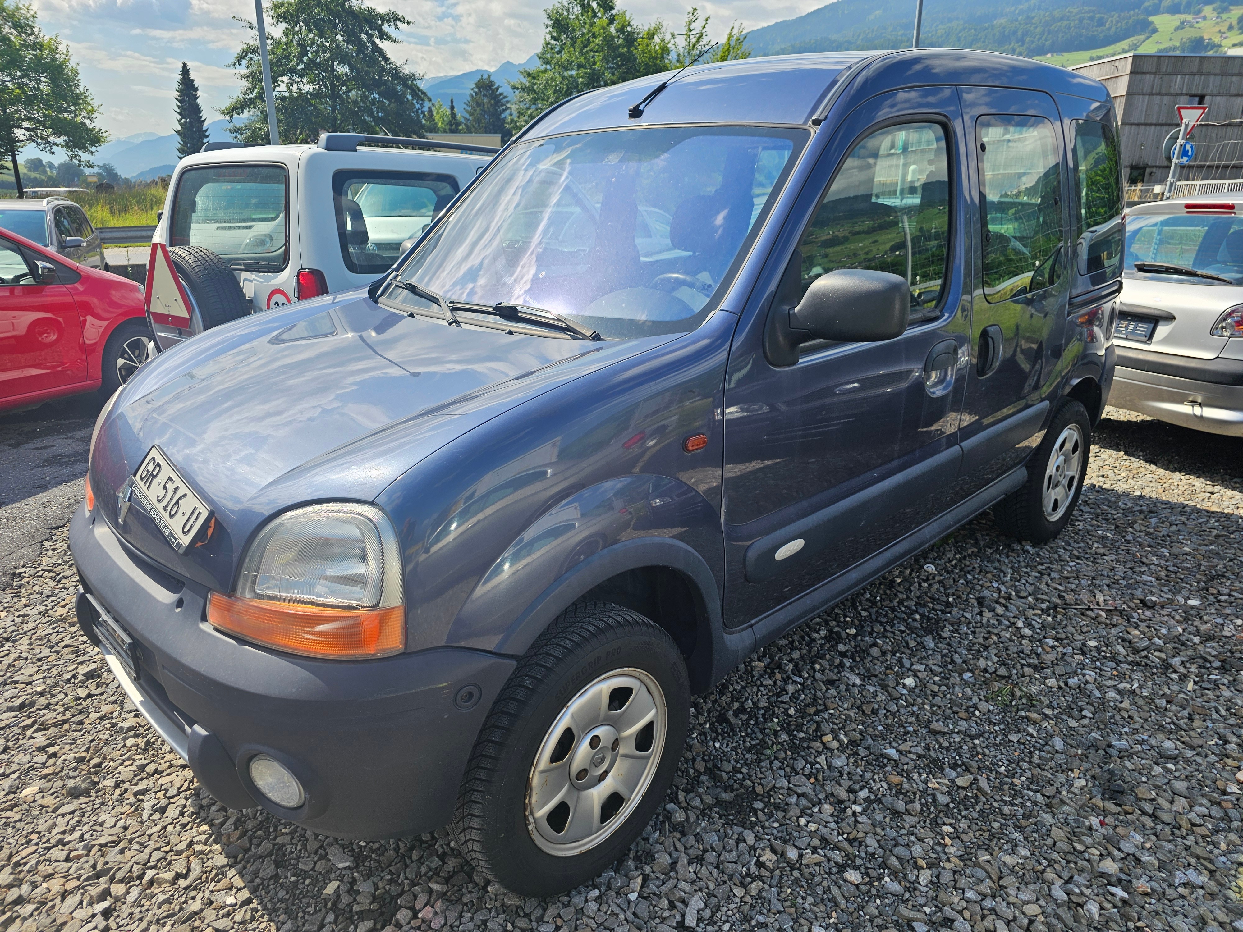 RENAULT Kangoo 1.6 16V Authentique 4X4