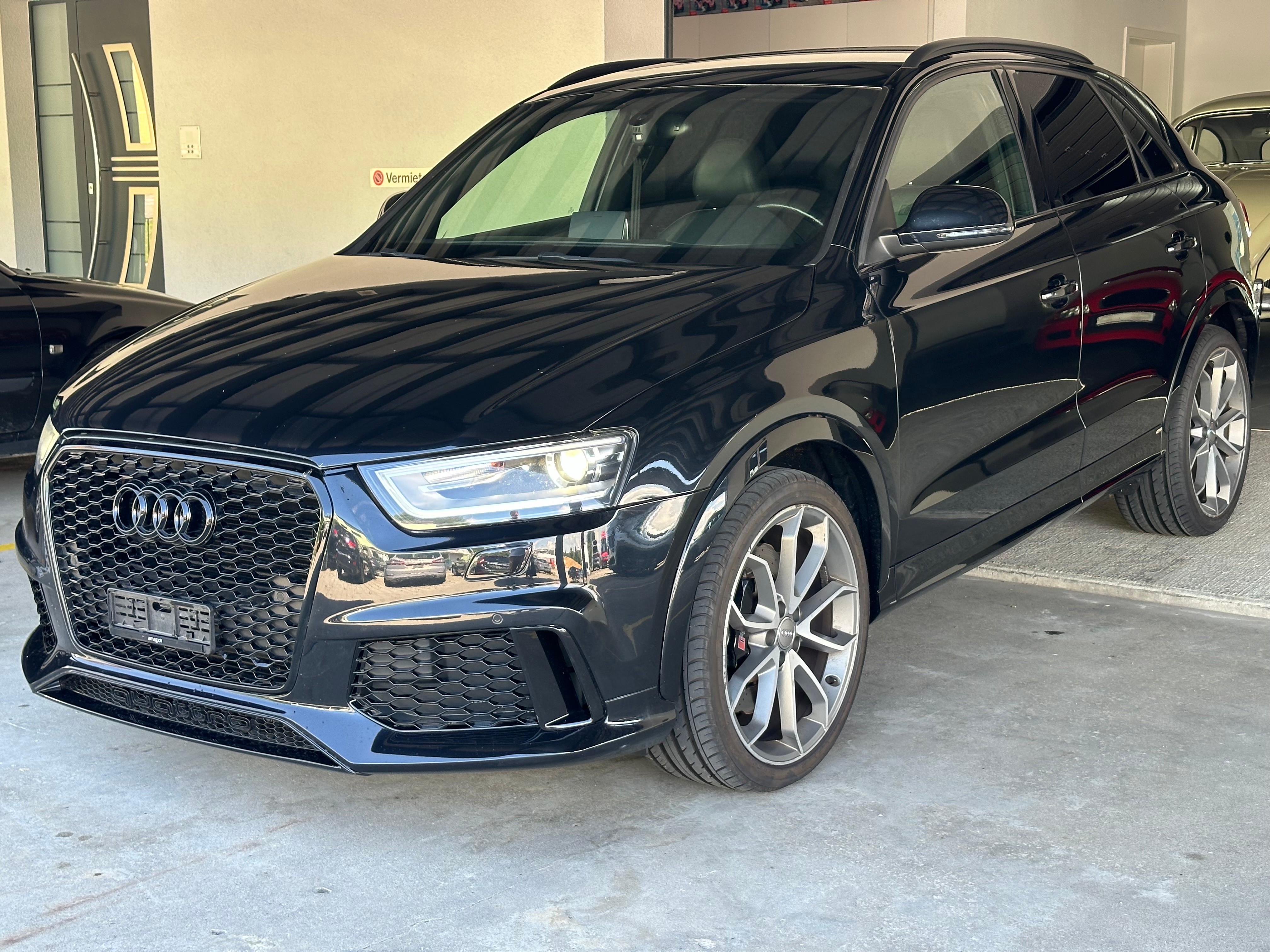 AUDI RS Q3 2.5 TFSI quattro S-tronic