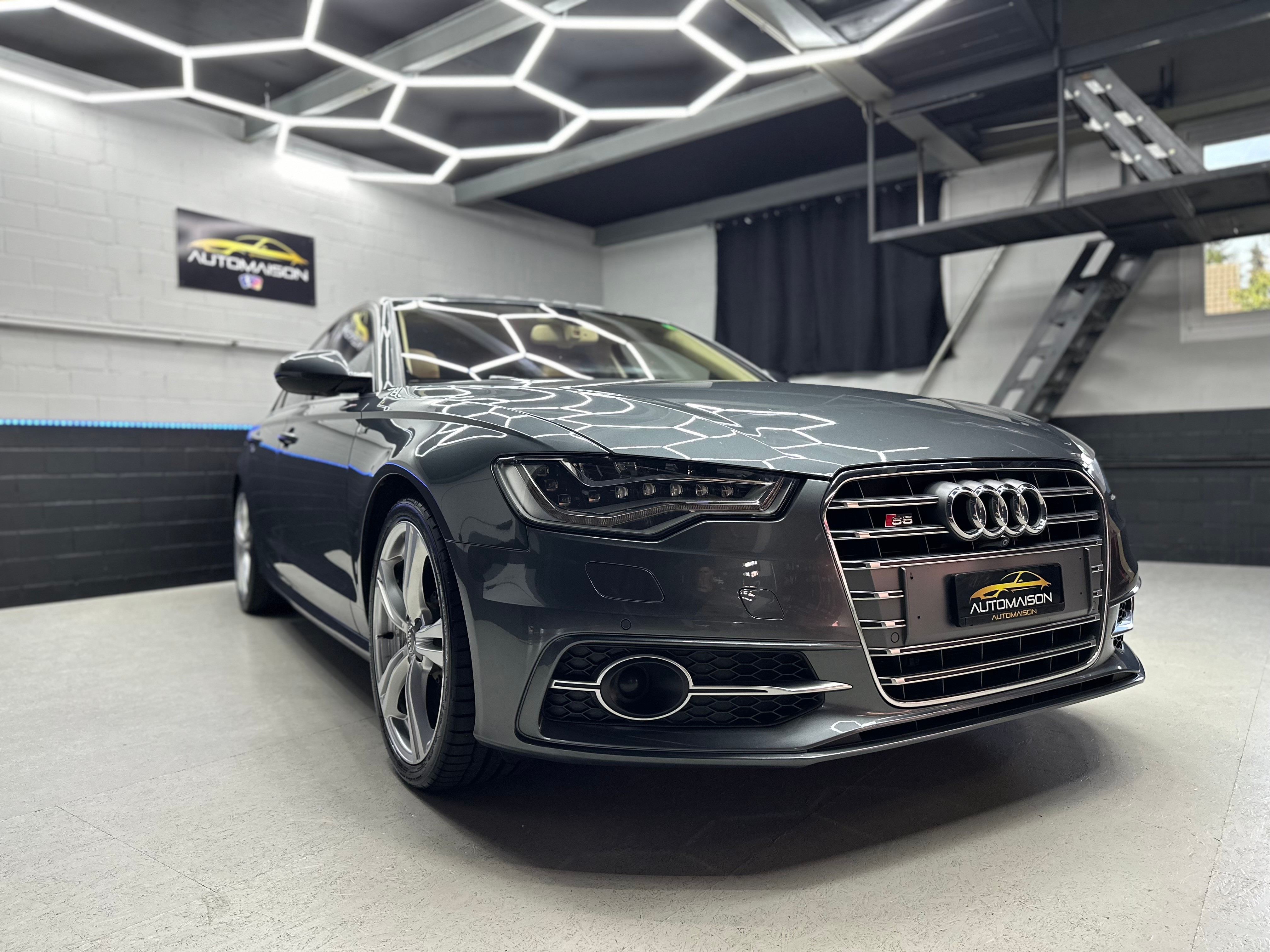 AUDI S6 4.0 TFSI V8 quattro S-tronic