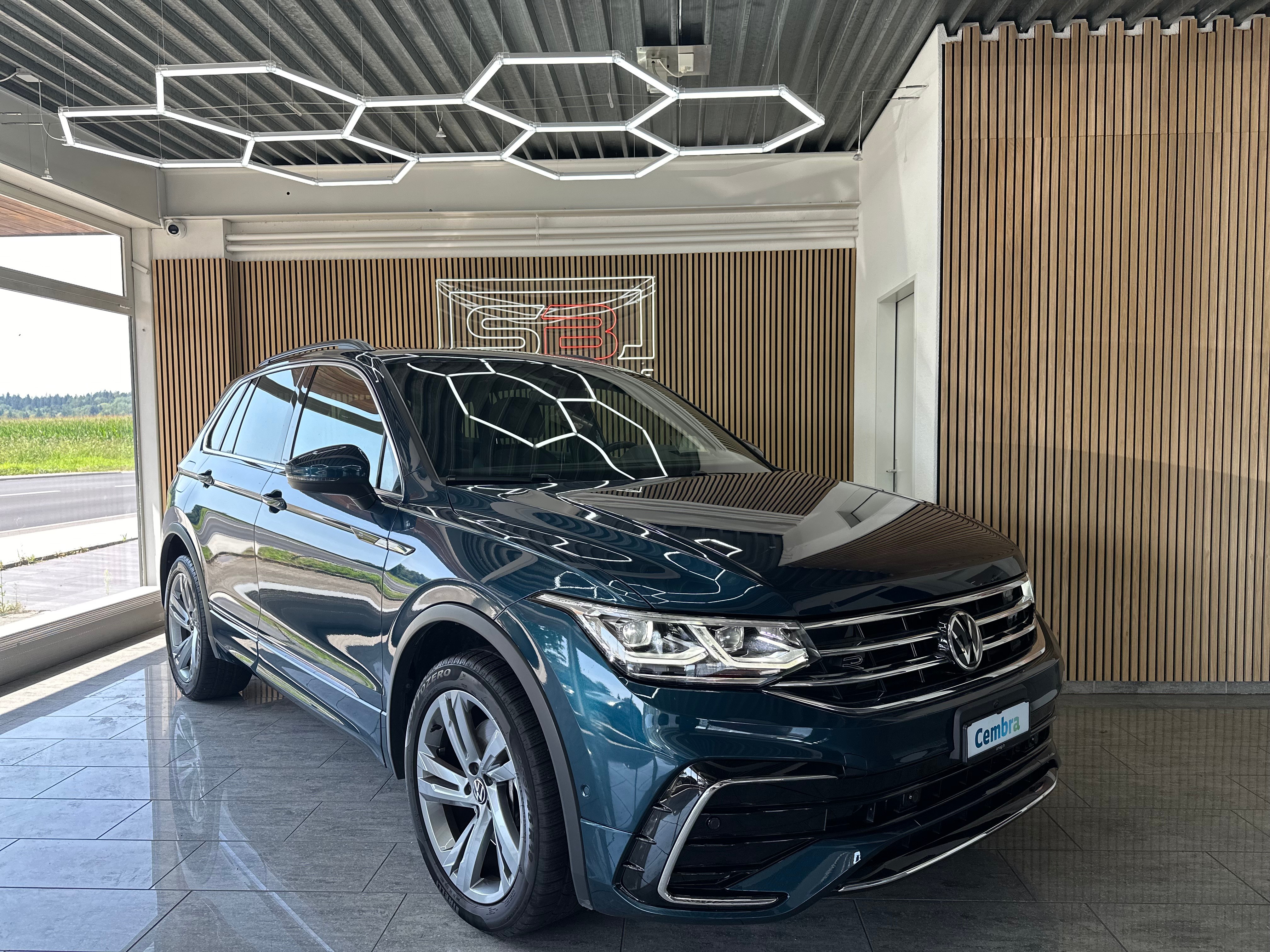 VW Tiguan 2.0TSI R-Line 4Motion DSG