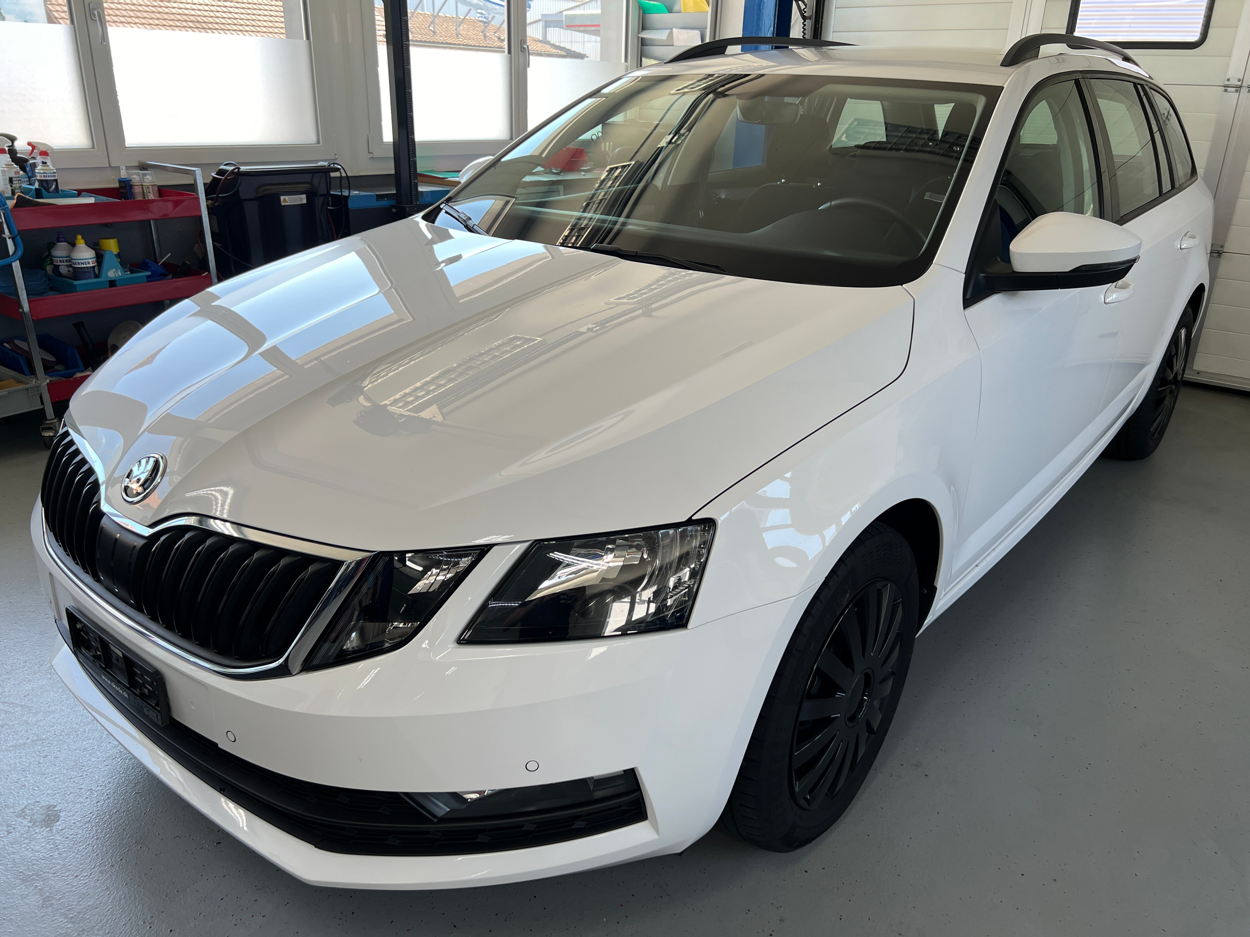 SKODA Octavia Combi 2.0 TDI Ambition DSG