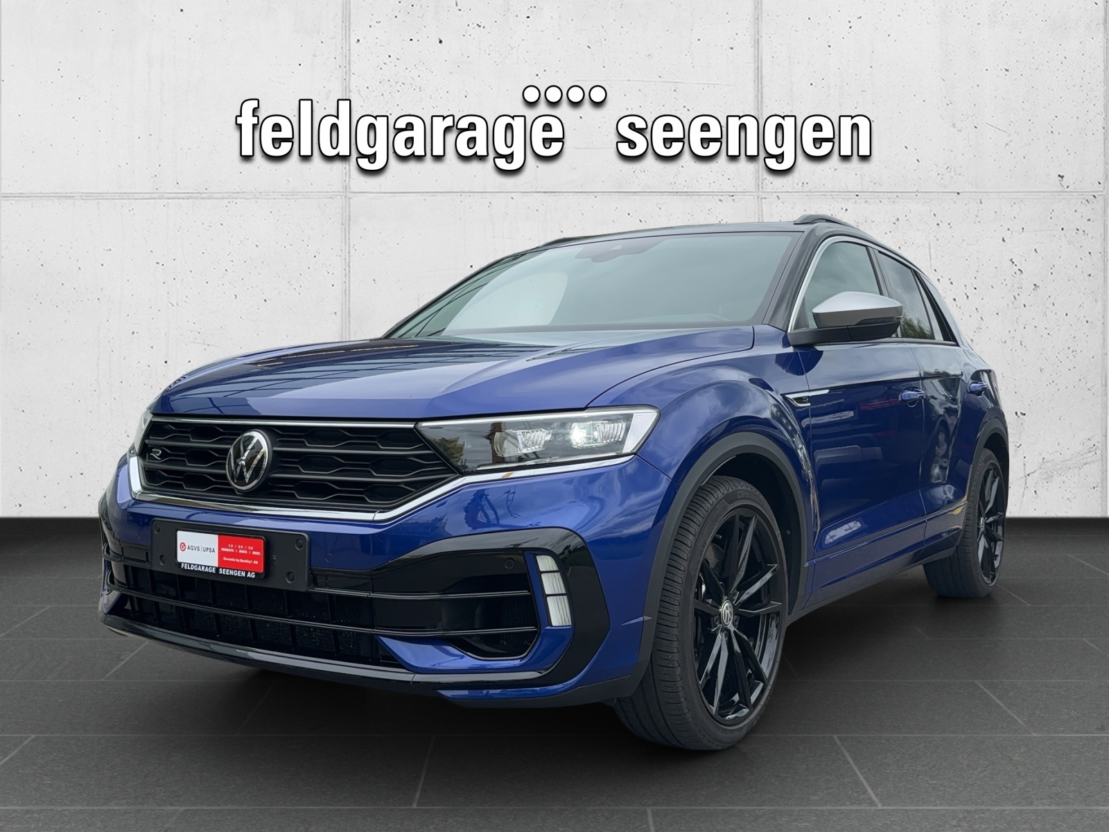 VW T-Roc 2.0 TSI R DSG 4Motion mit Akrapovic & Panorama-Schiebedach