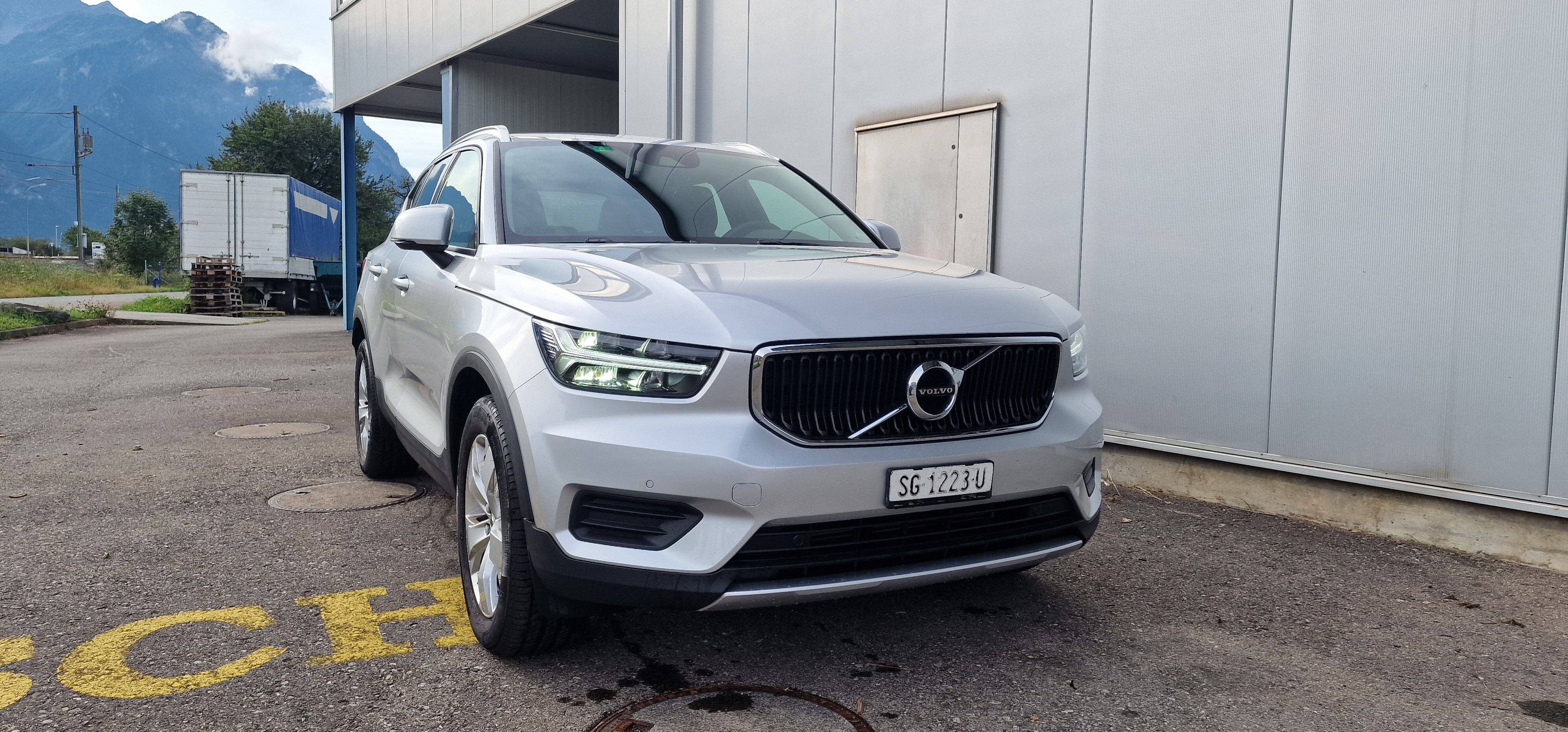 VOLVO XC40 T3 Momentum