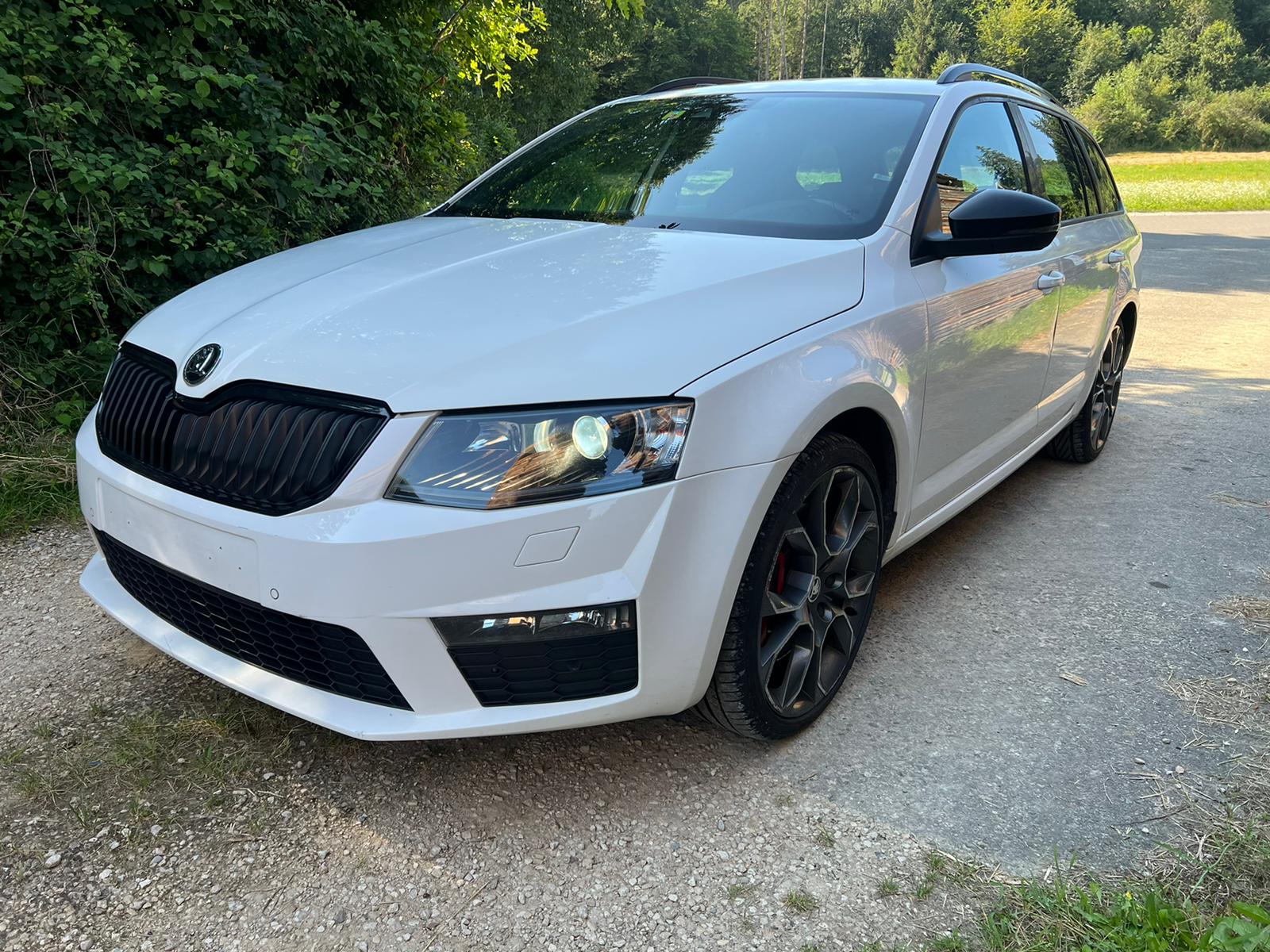 SKODA Octavia Combi 2.0 TSI RS DSG