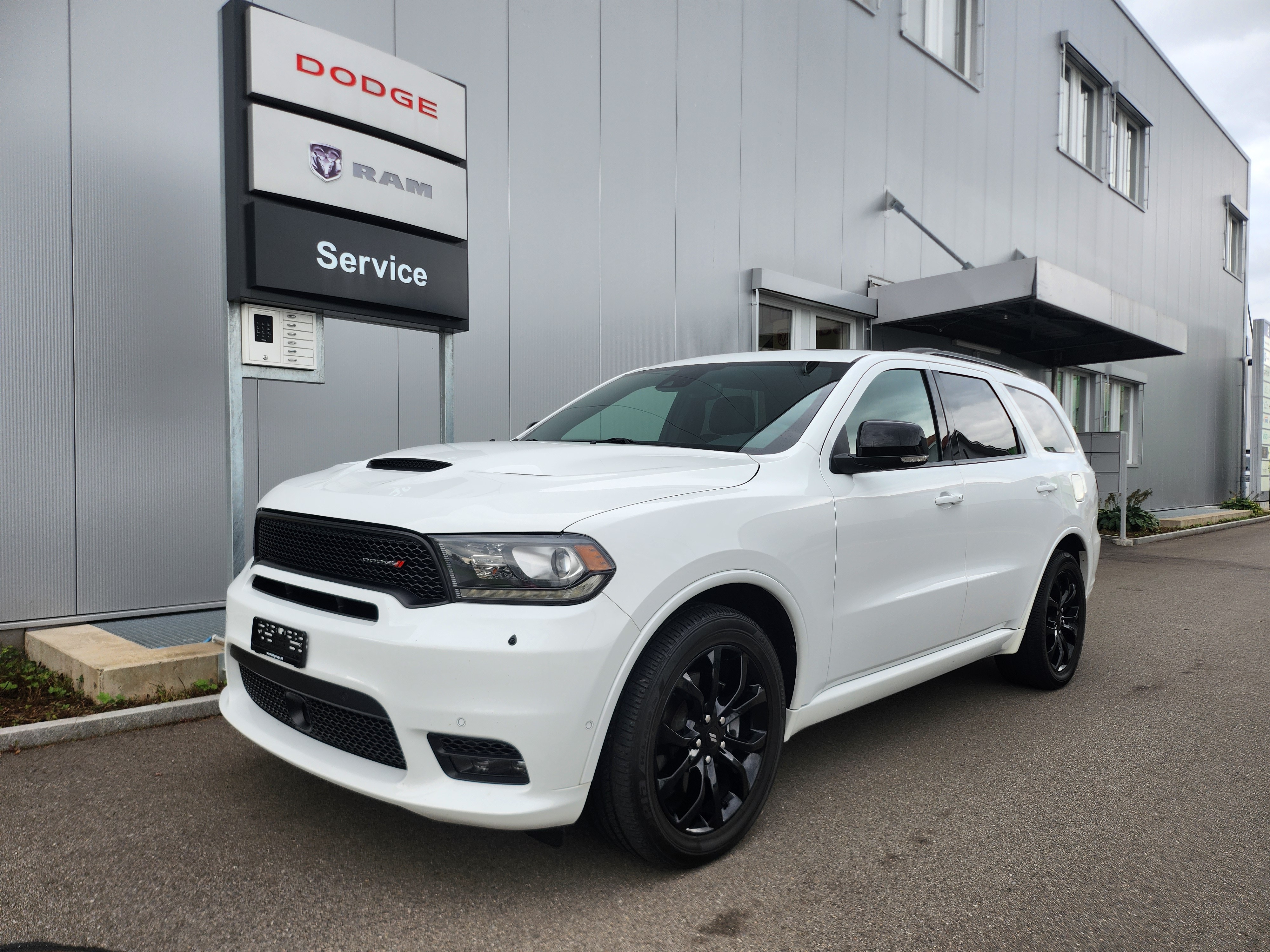 DODGE Durango 5.7 R/T Blacktop 7-Plätzer