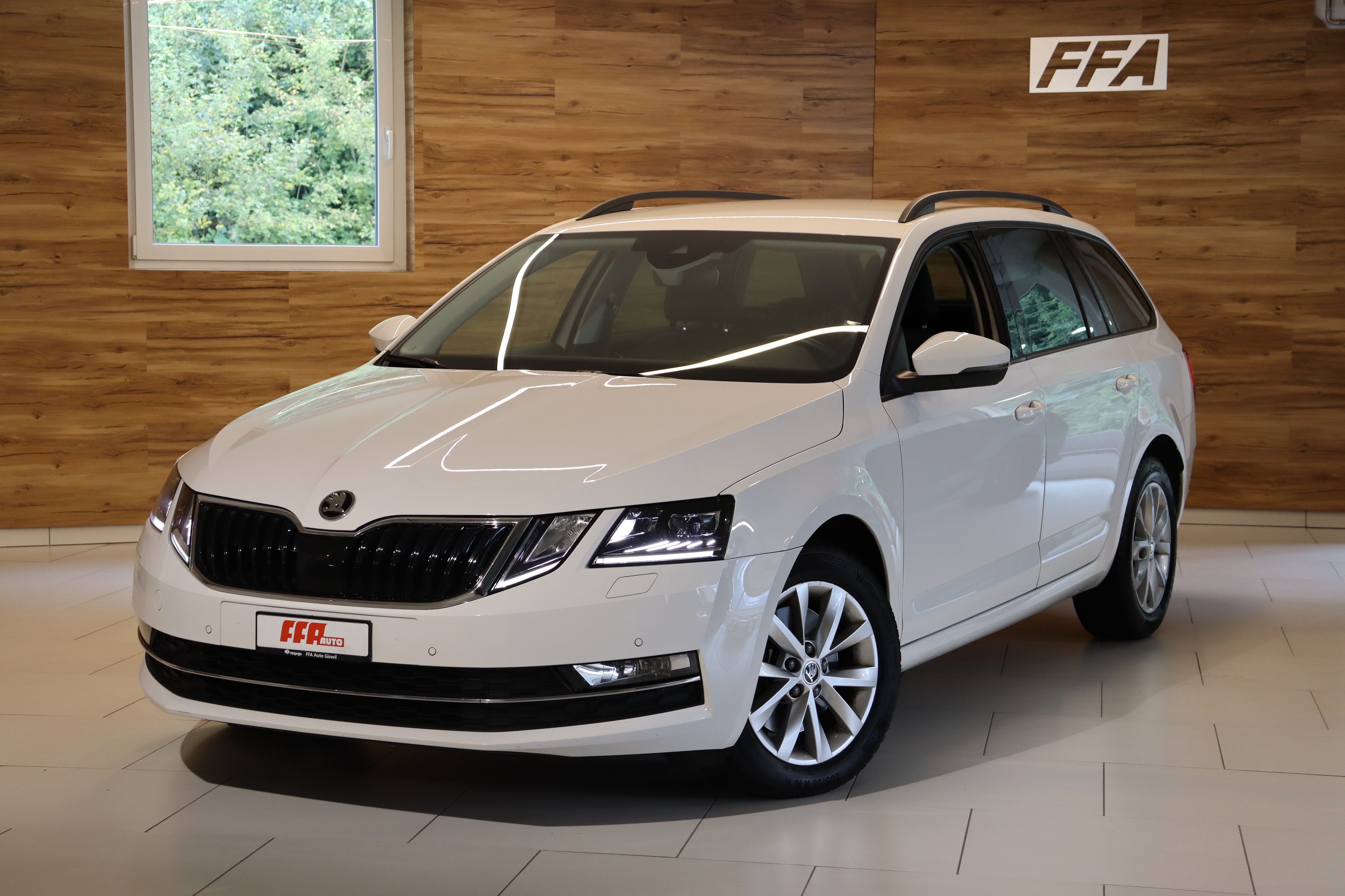 SKODA Octavia Combi 2.0 TDI 184 Style 4x4 DSG