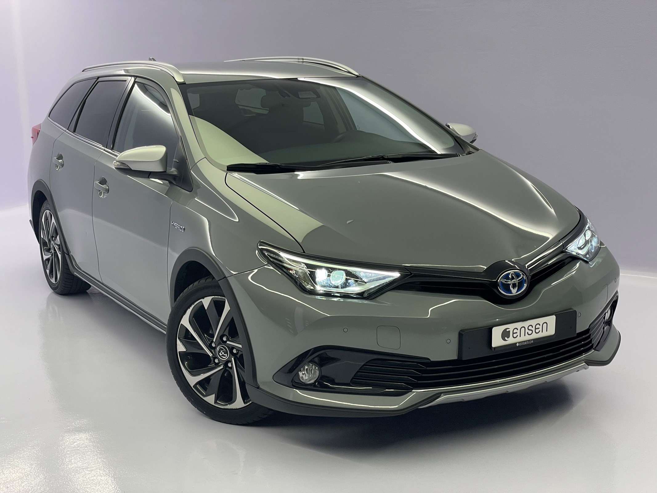 TOYOTA Auris Touring Sports Hybrid 1.8 Limited