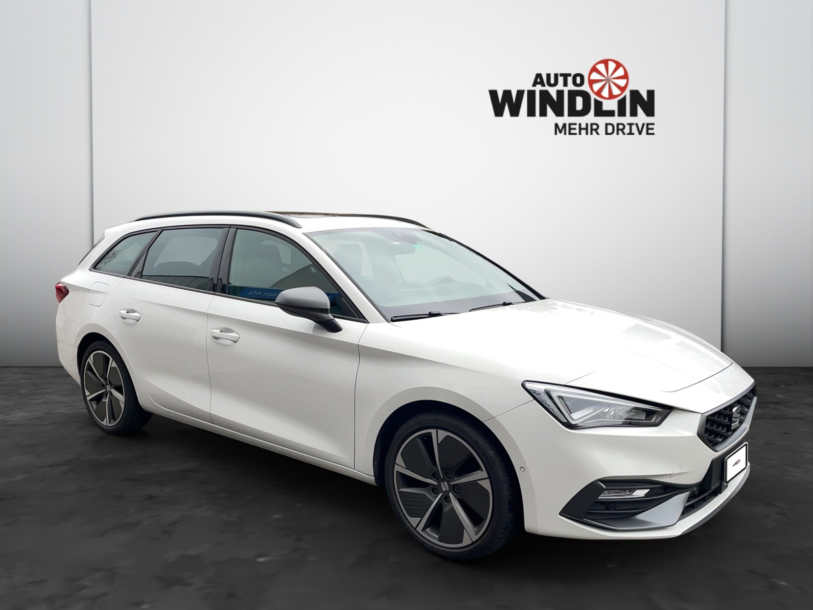 SEAT Leon ST 1.5 eTSI mHEV DSG Hola FR