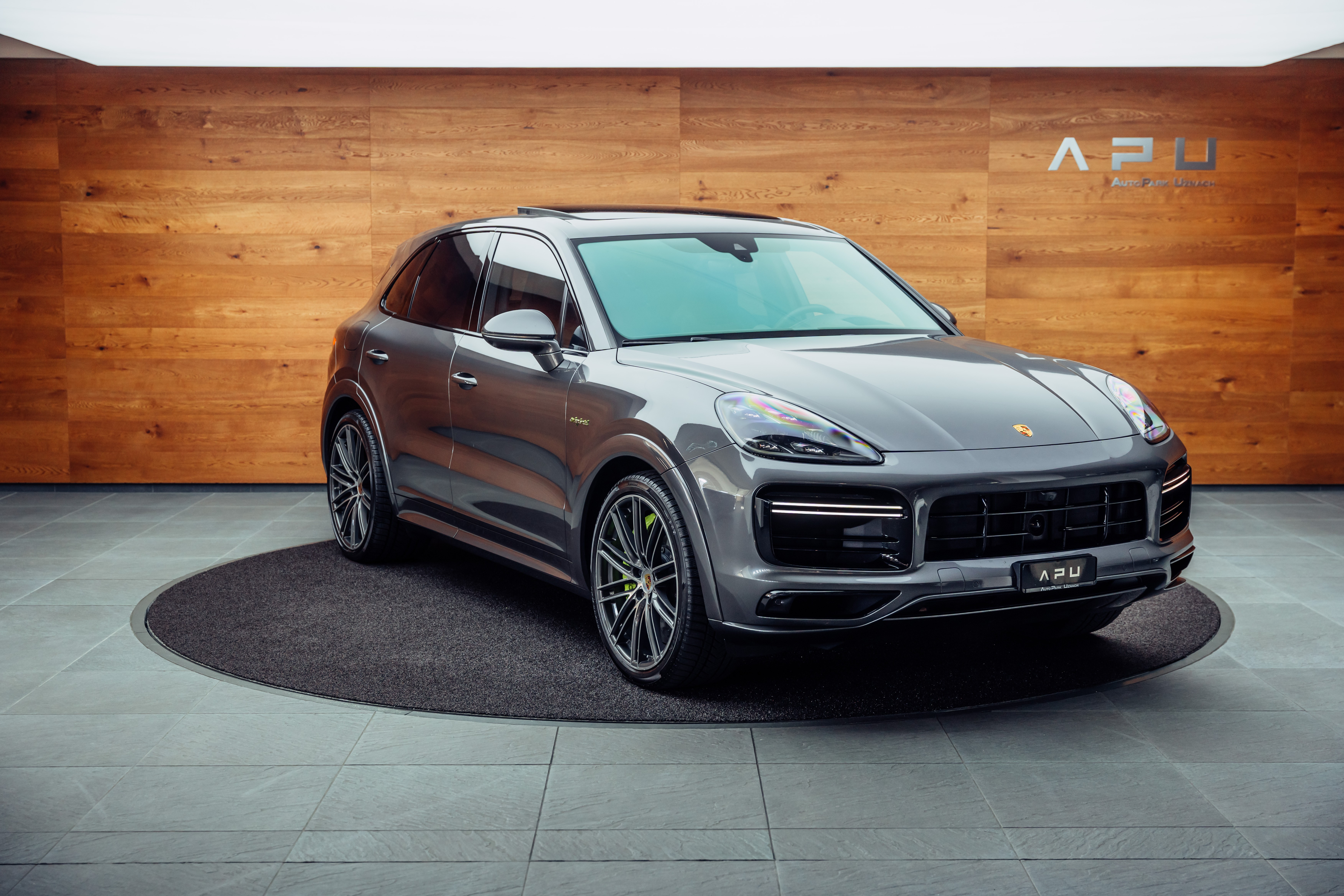 PORSCHE Cayenne Turbo S E-Hybrid