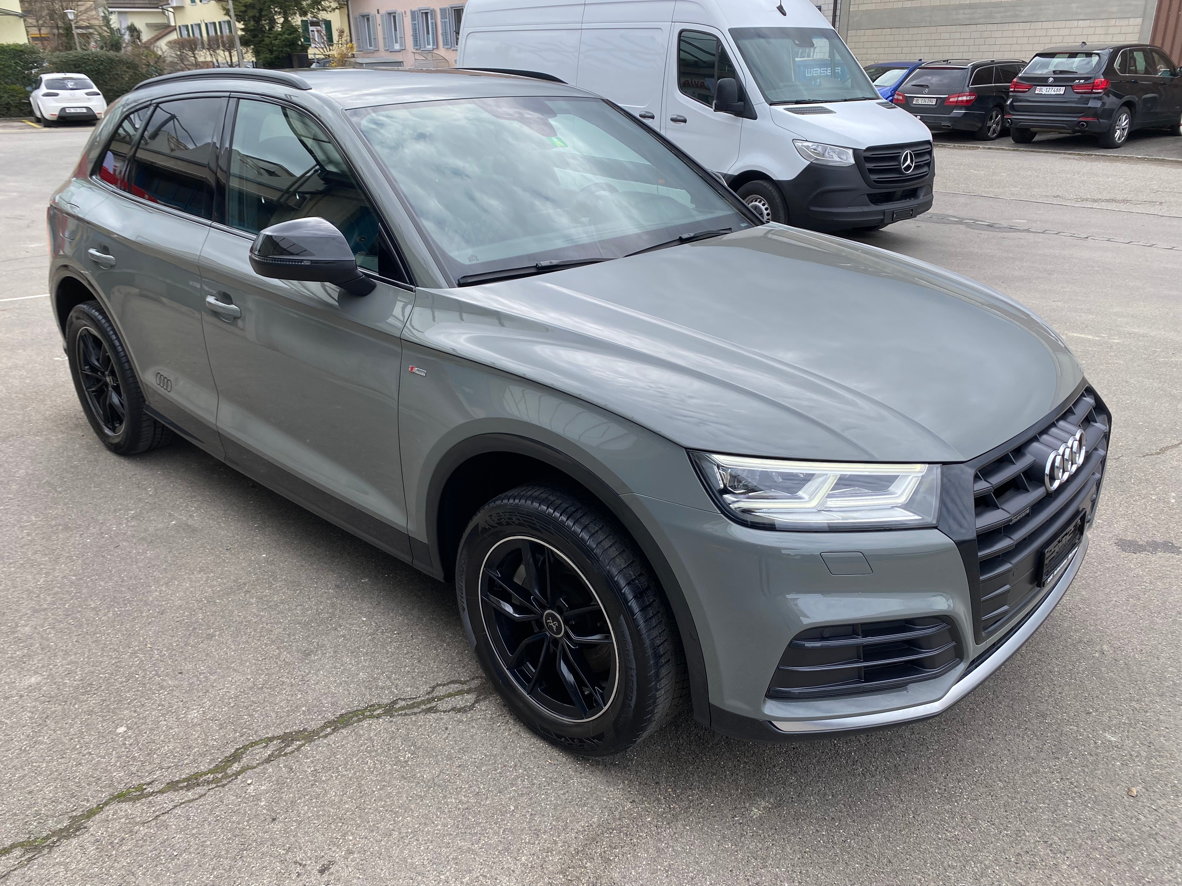 AUDI Q5 2.0 TDI sport quattro S-tronic