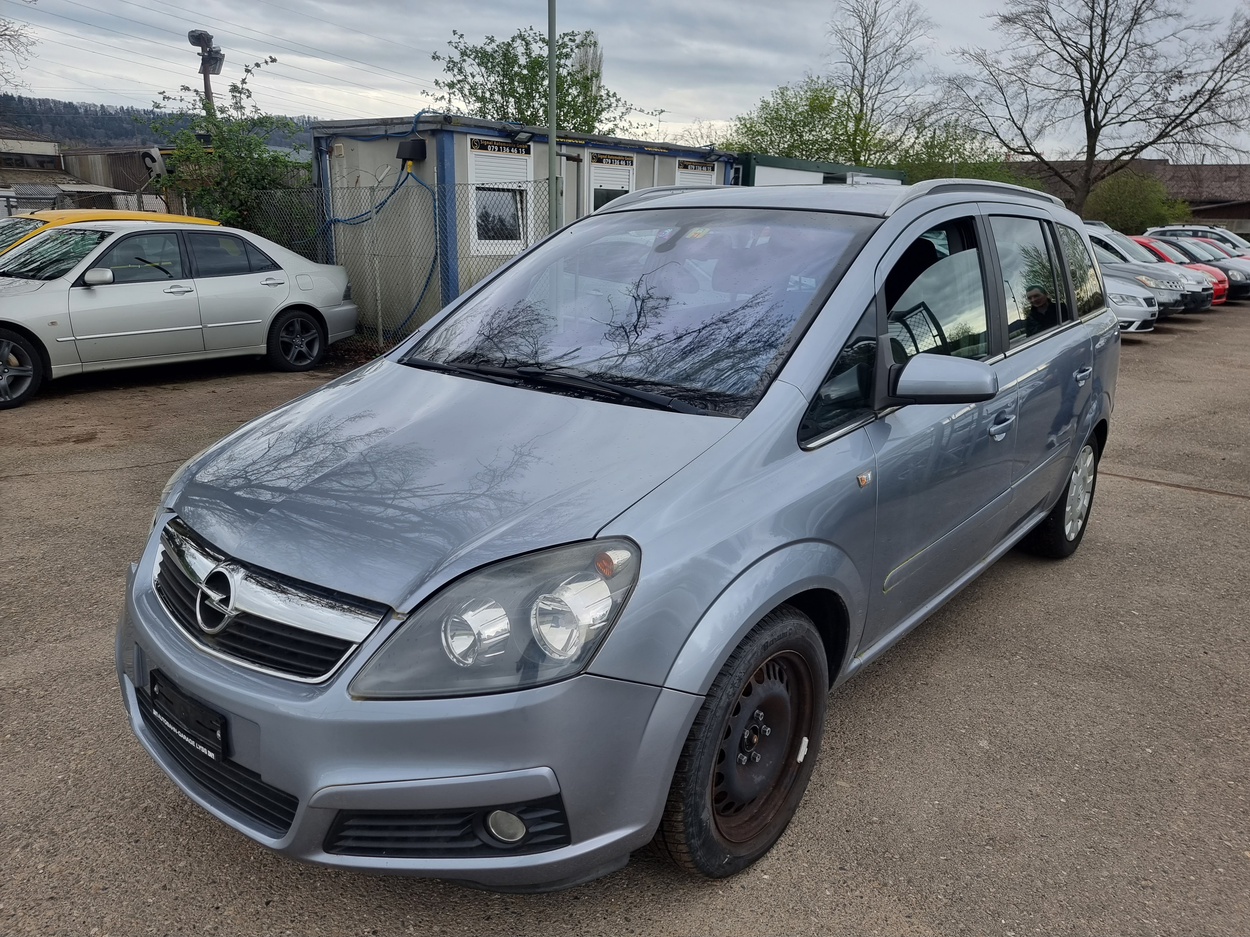 OPEL Zafira 2.2i 16V Enjoy