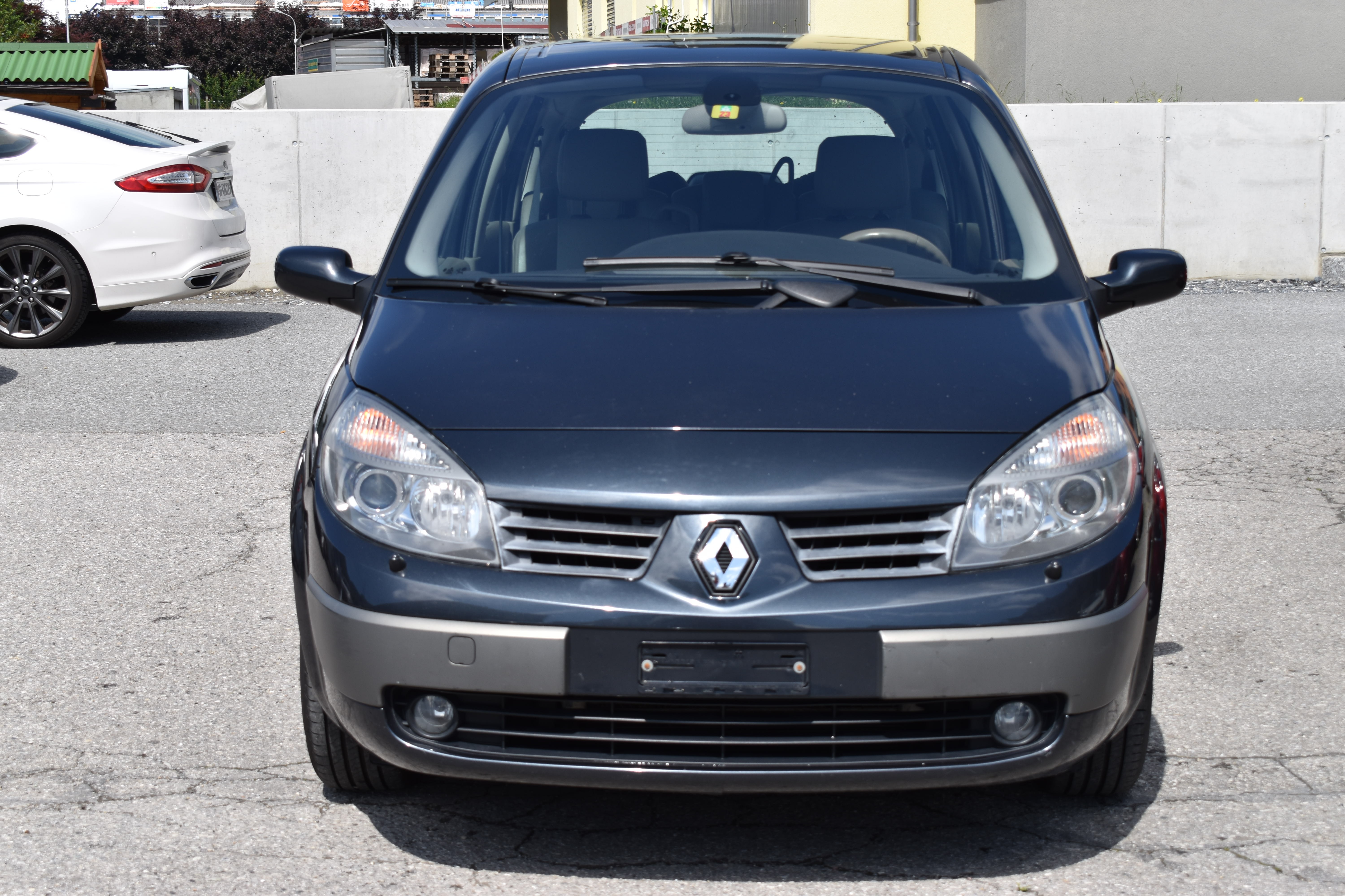 RENAULT Grand Scénic 1.9 dCi Dynamique