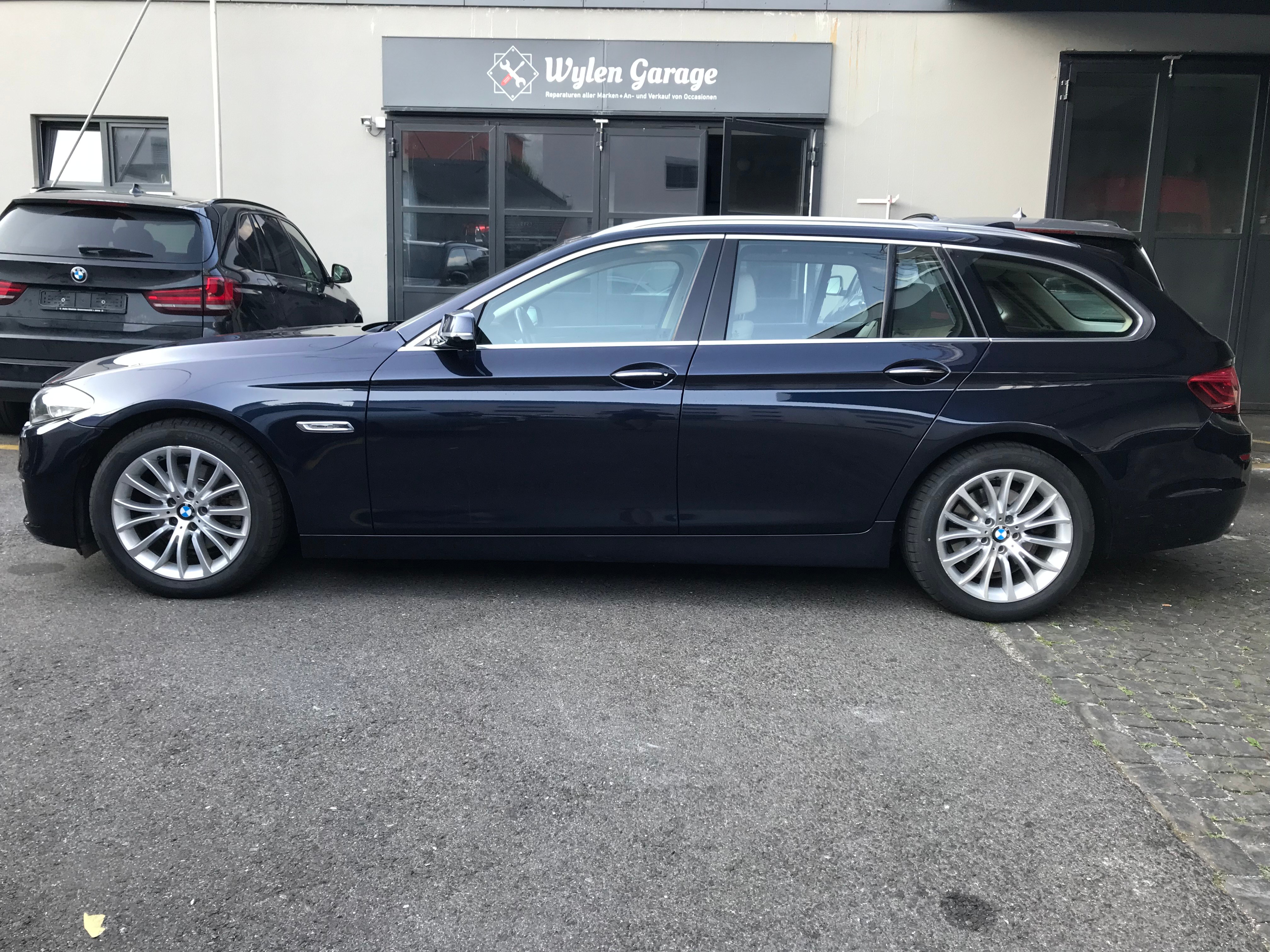 BMW 520d Touring xDrive Luxury Line Steptronic