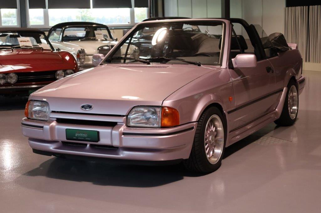 FORD Escort XR3i Cabrio « Pastell »