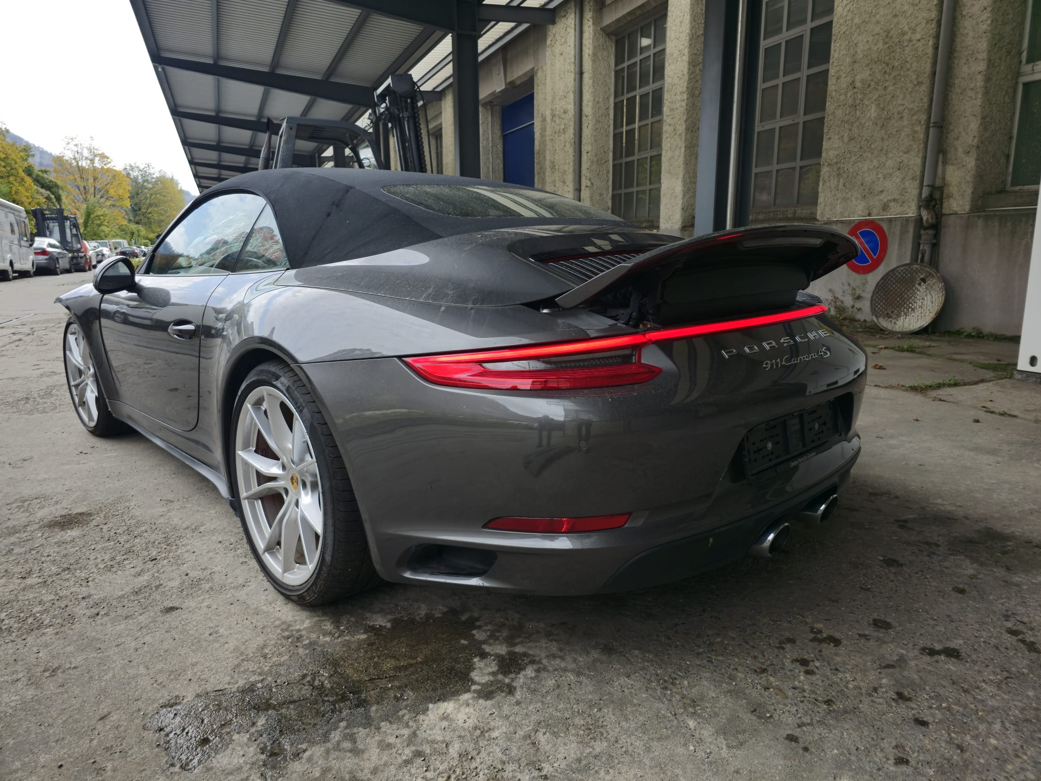 PORSCHE 911 Carrera 4S Cabrio