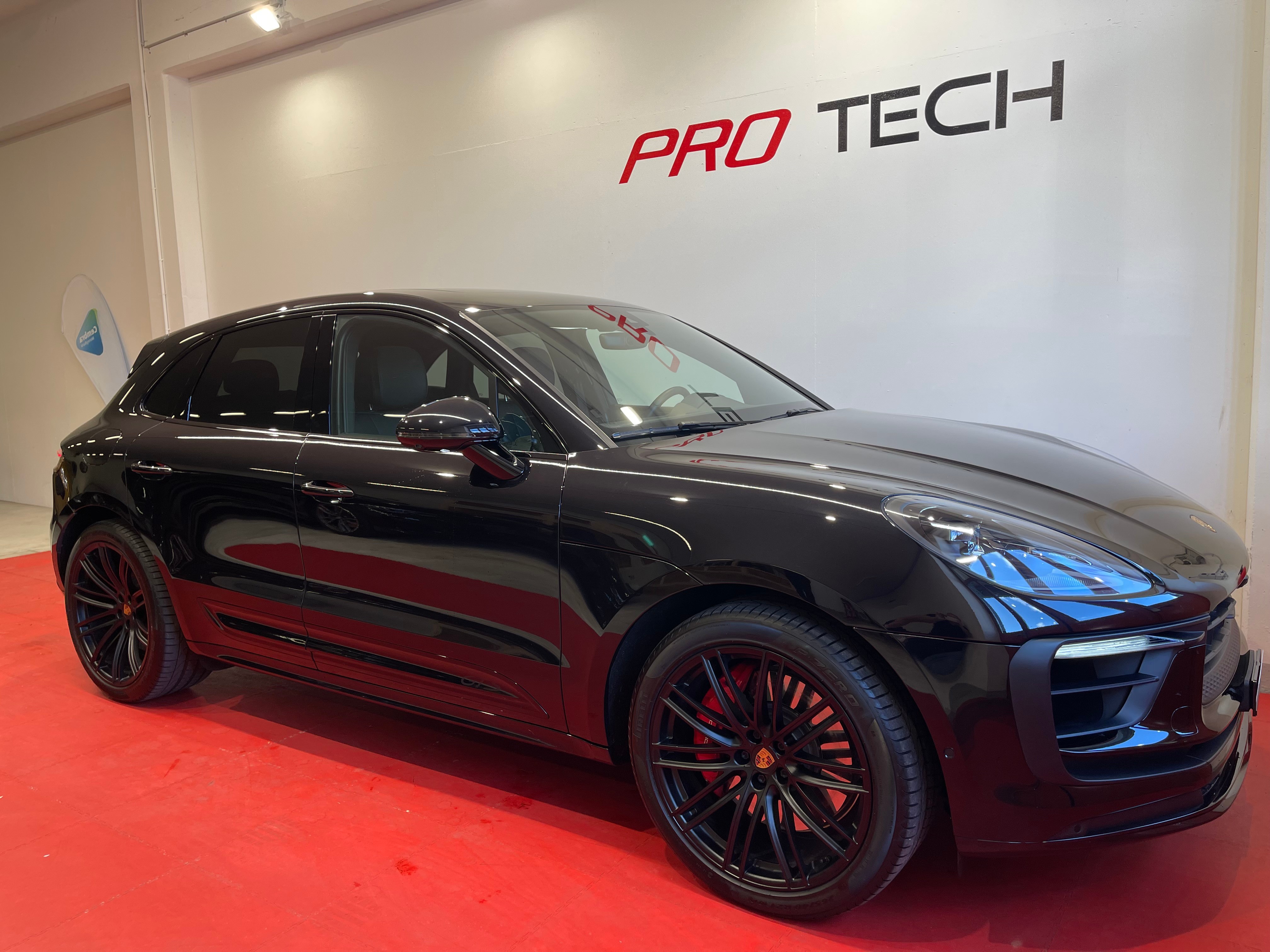 PORSCHE Macan GTS PDK