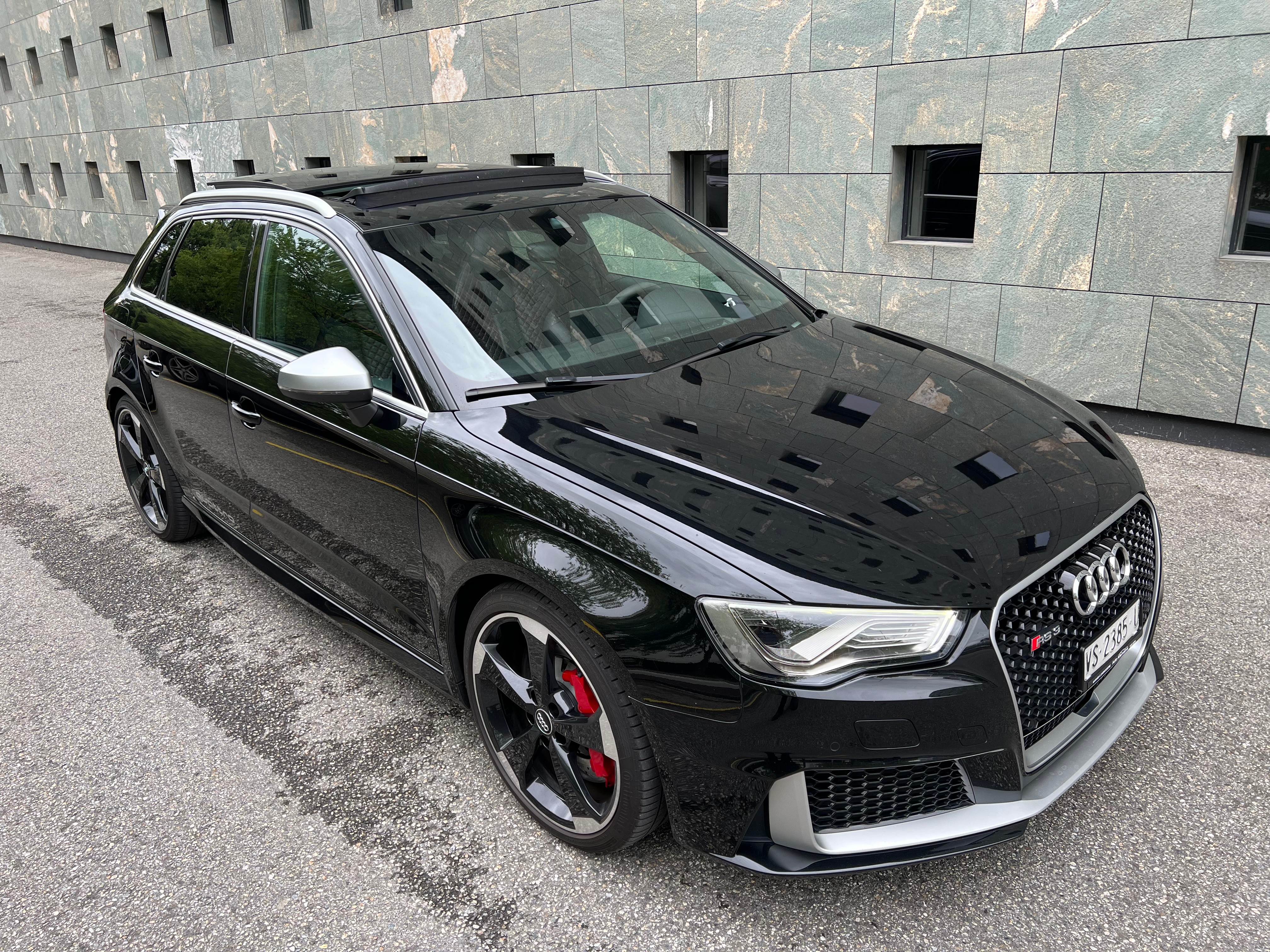 AUDI RS3 2.5 TSI quattro S-tronic