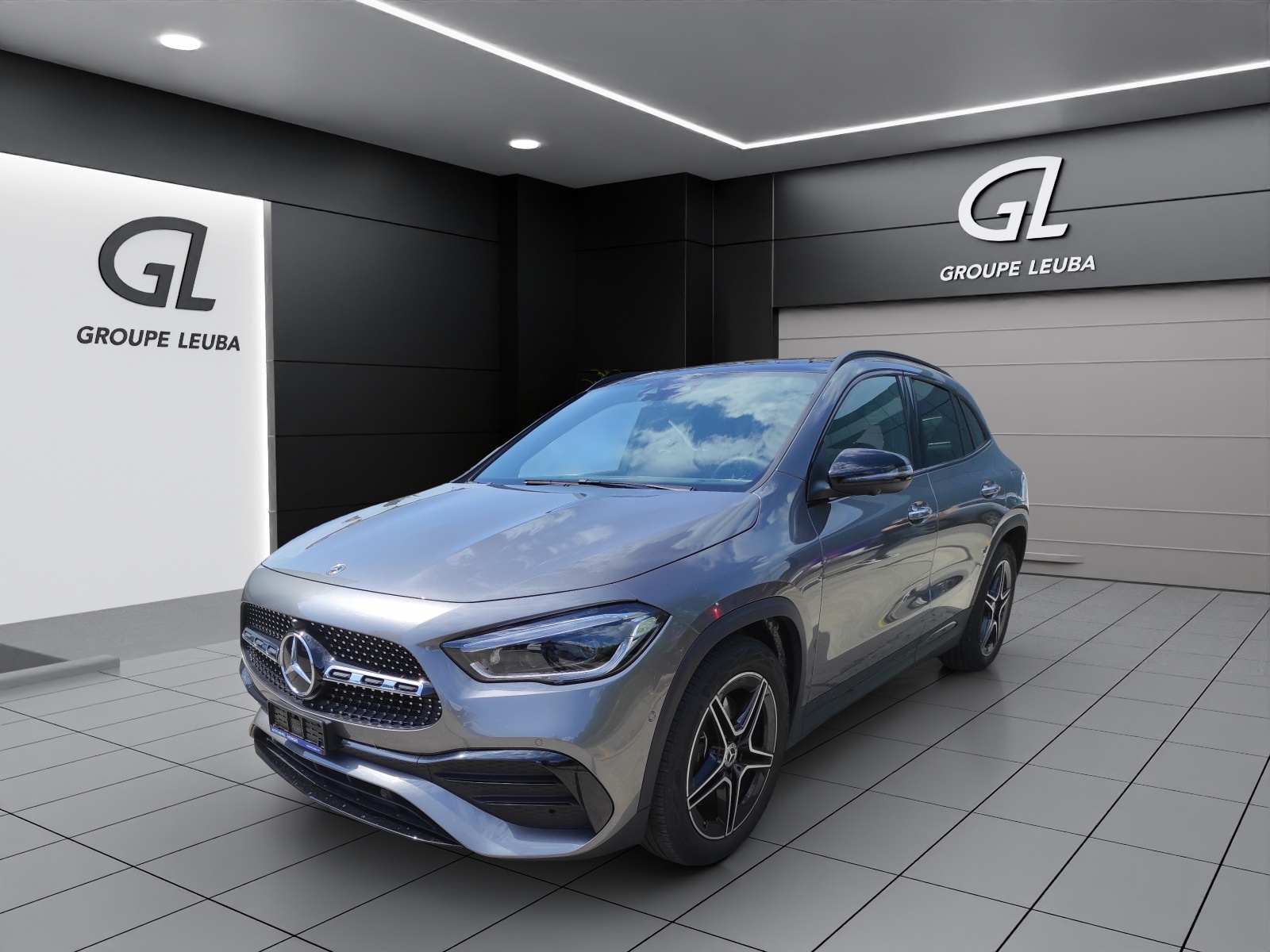 MERCEDES-BENZ GLA 250 AMG Line 4Matic