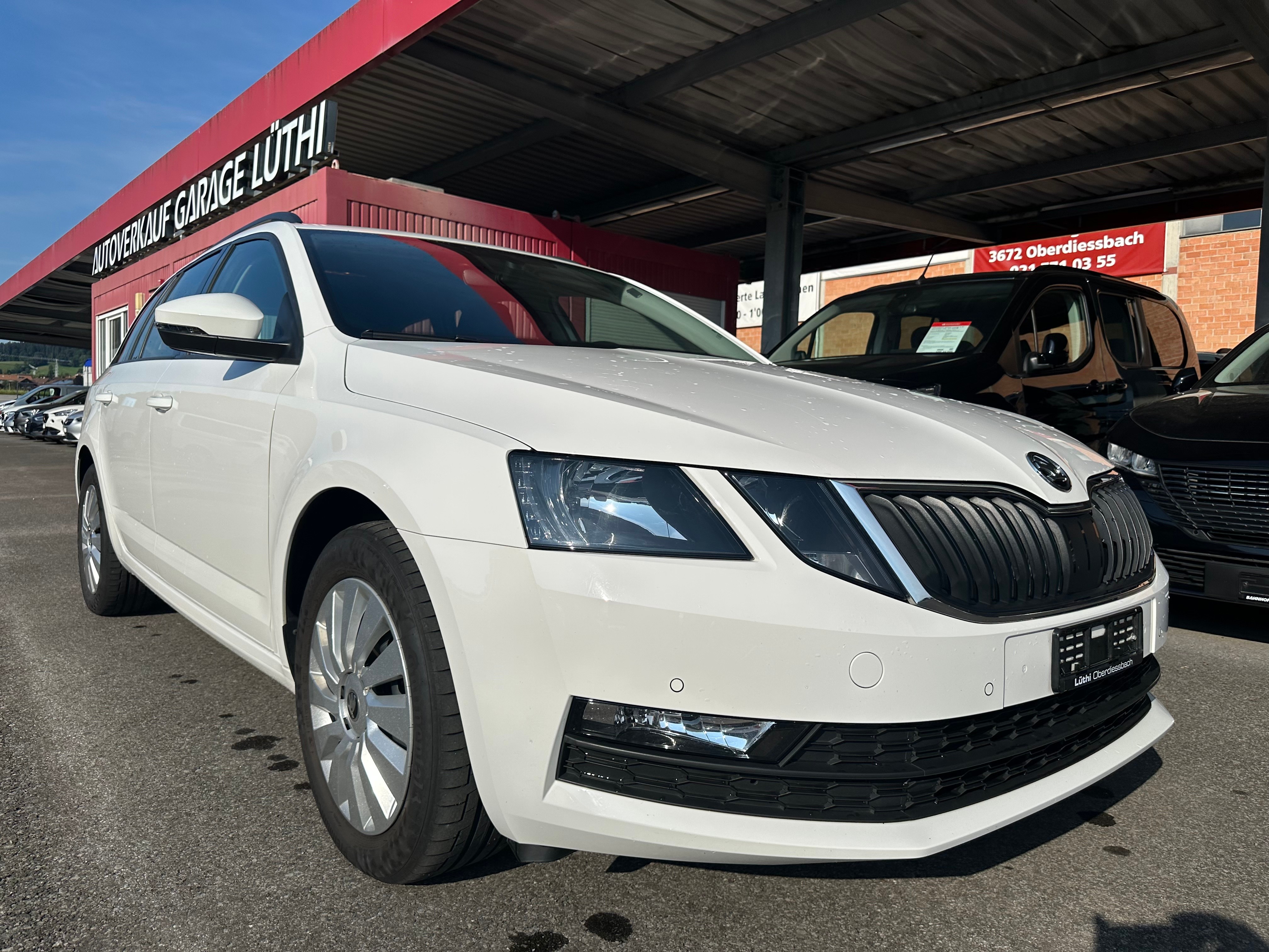 SKODA Octavia Combi 2.0 TDI Ambition DSG