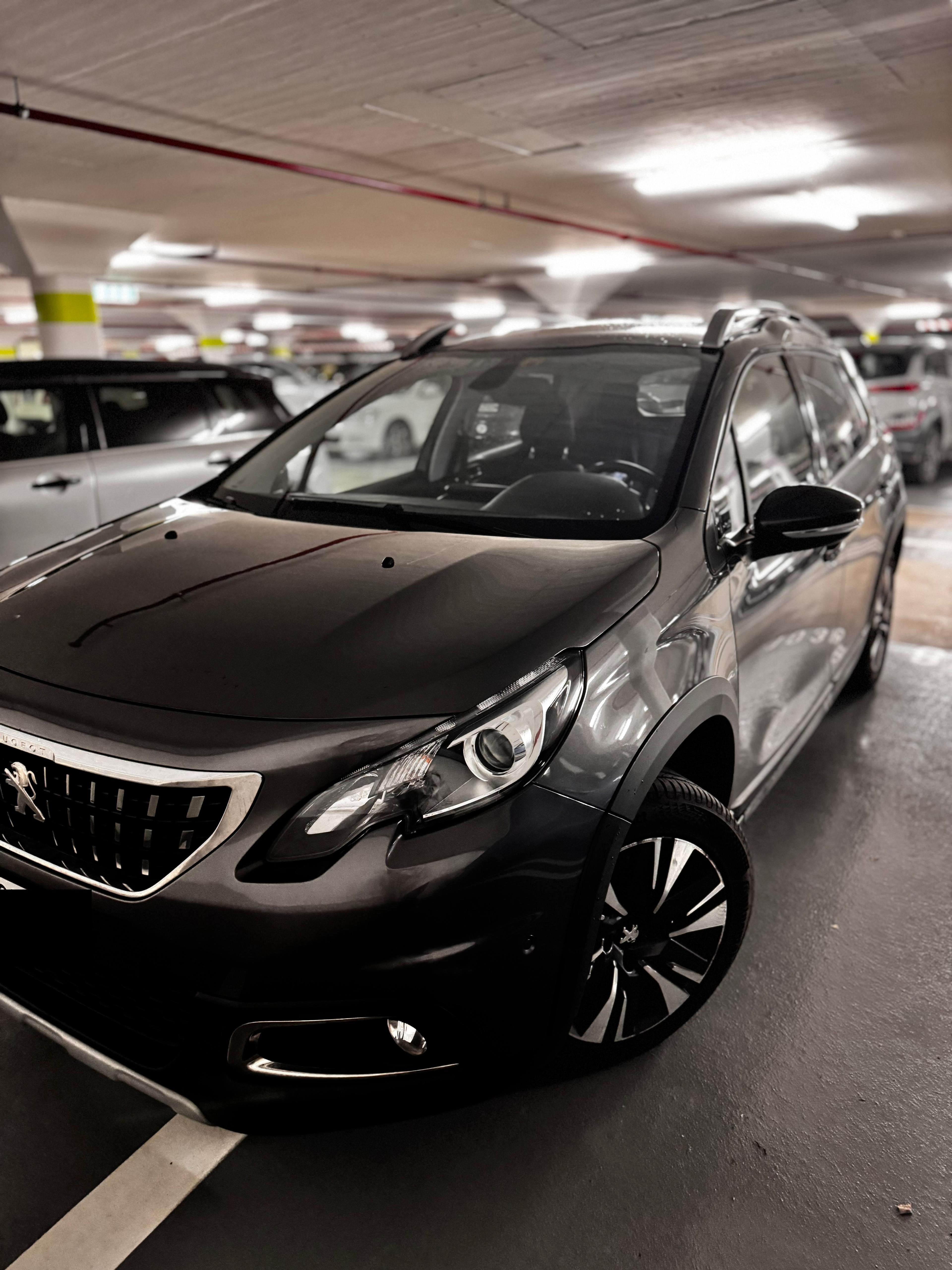 PEUGEOT 2008 1.2 PureTech Style EAT6