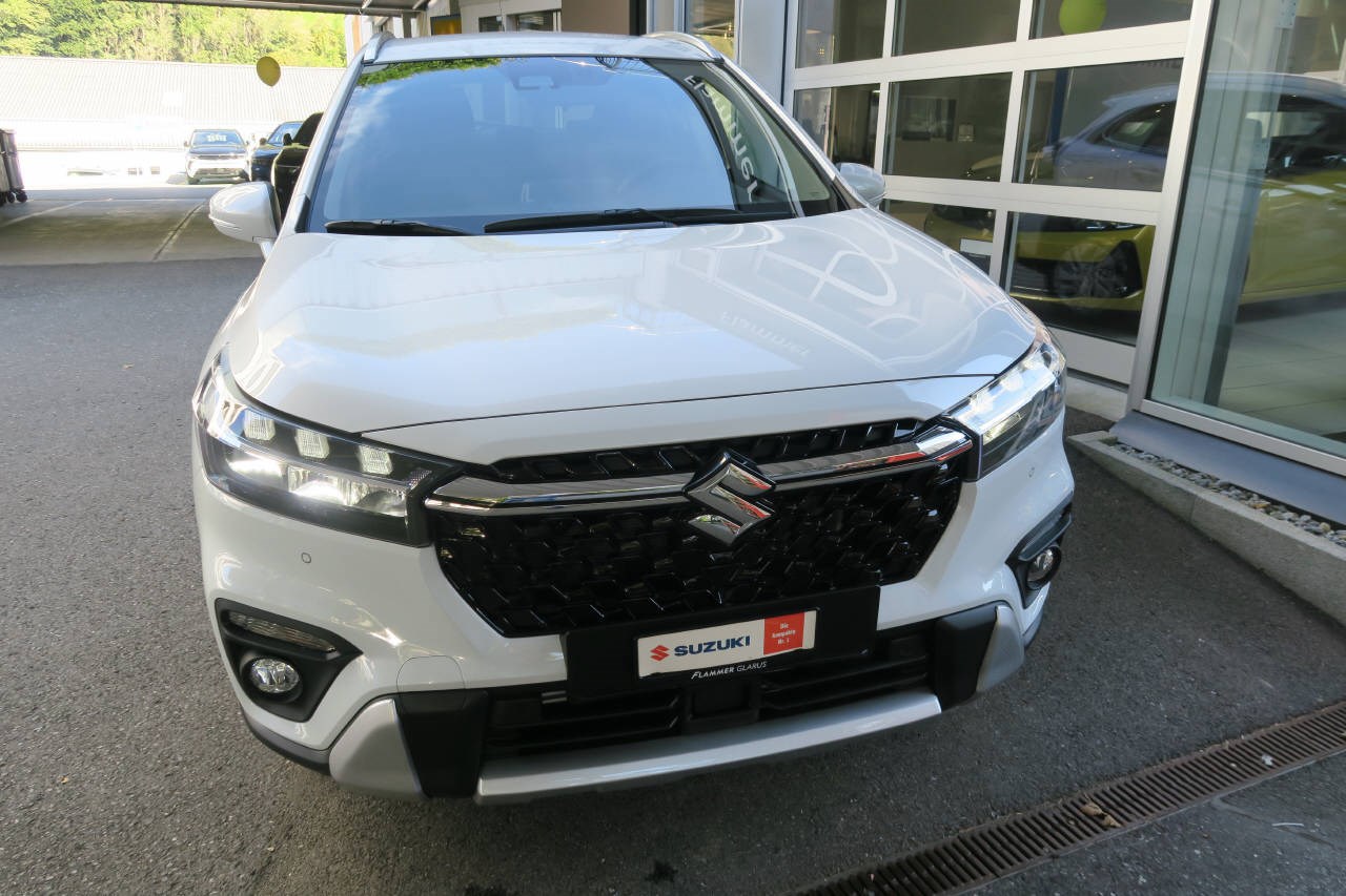 SUZUKI S-Cross 1.4 T Piz Sulai Hybrid 4x4