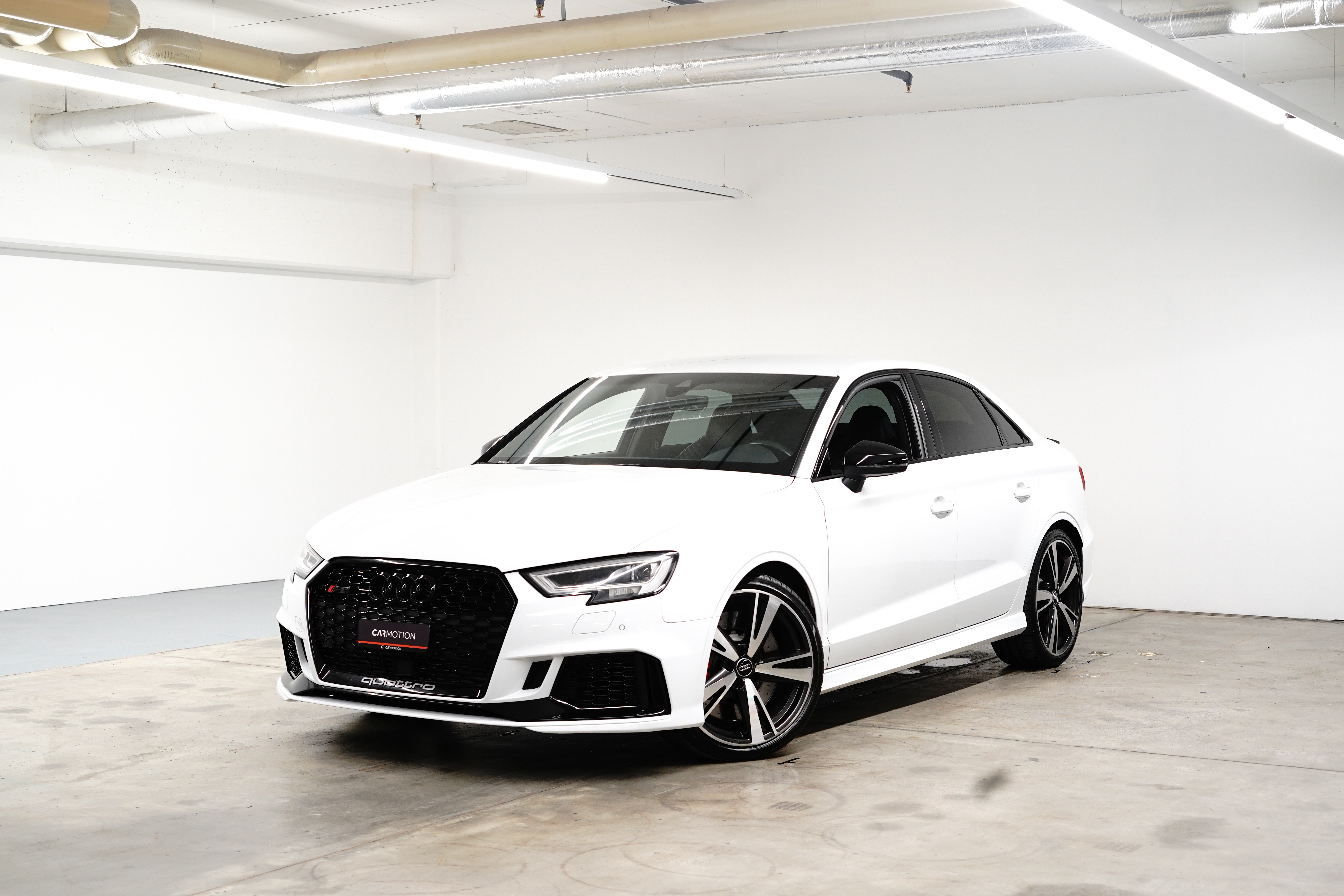 AUDI RS3 Limousine 2.5 T FSI quattro S-Tronic