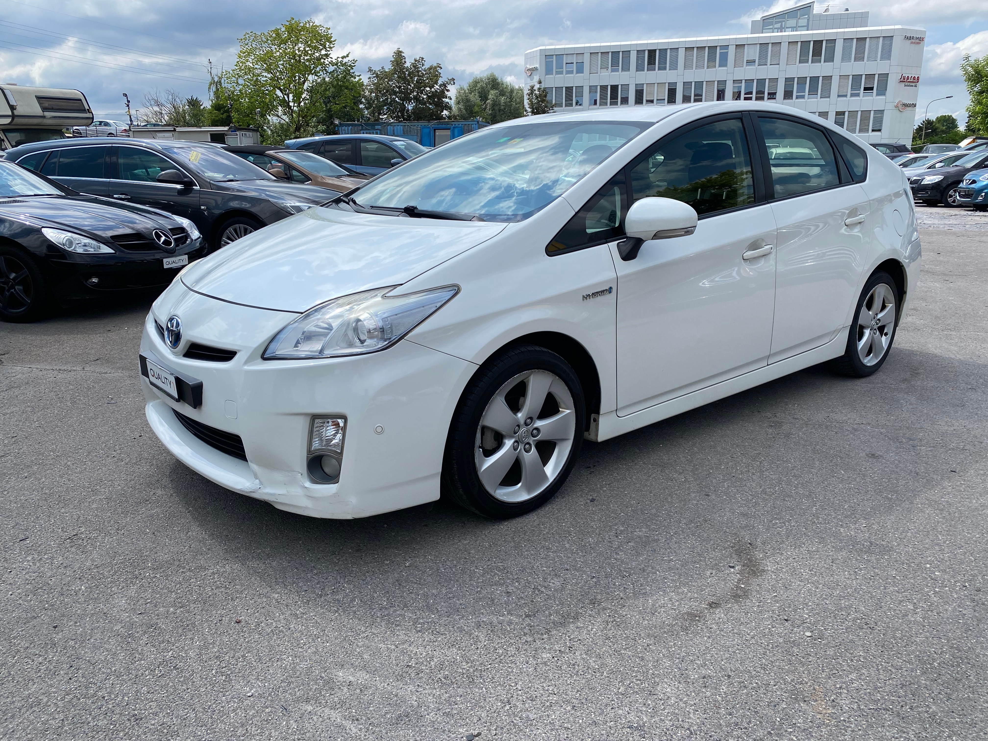 TOYOTA Prius 1.8 16V HSD Sol