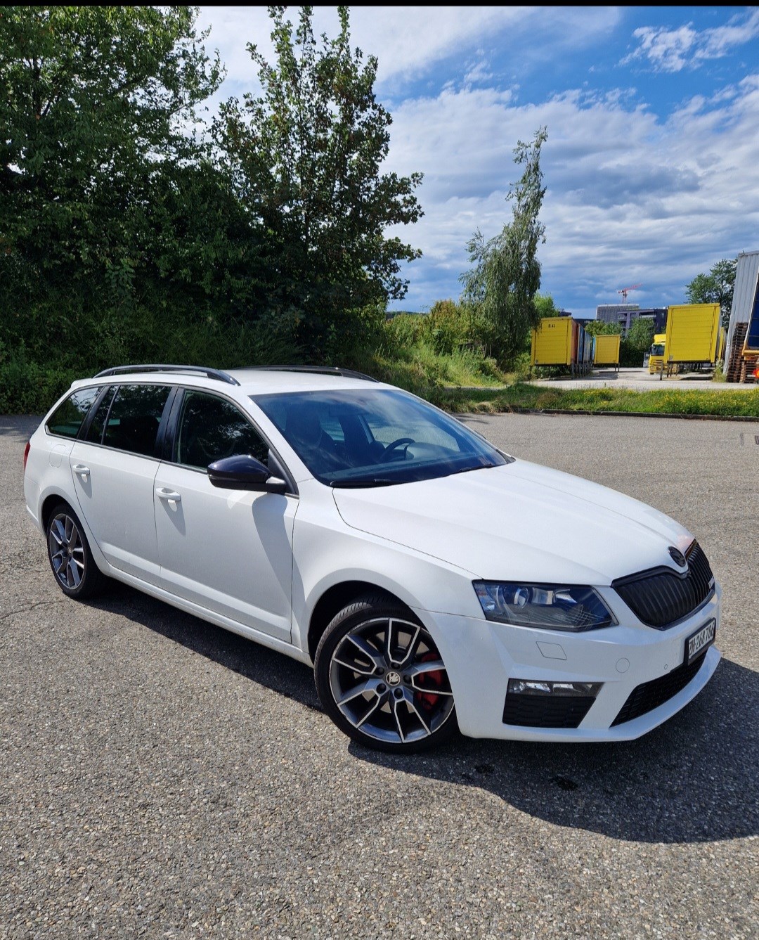 SKODA Octavia Combi 2.0 TSI RS DSG