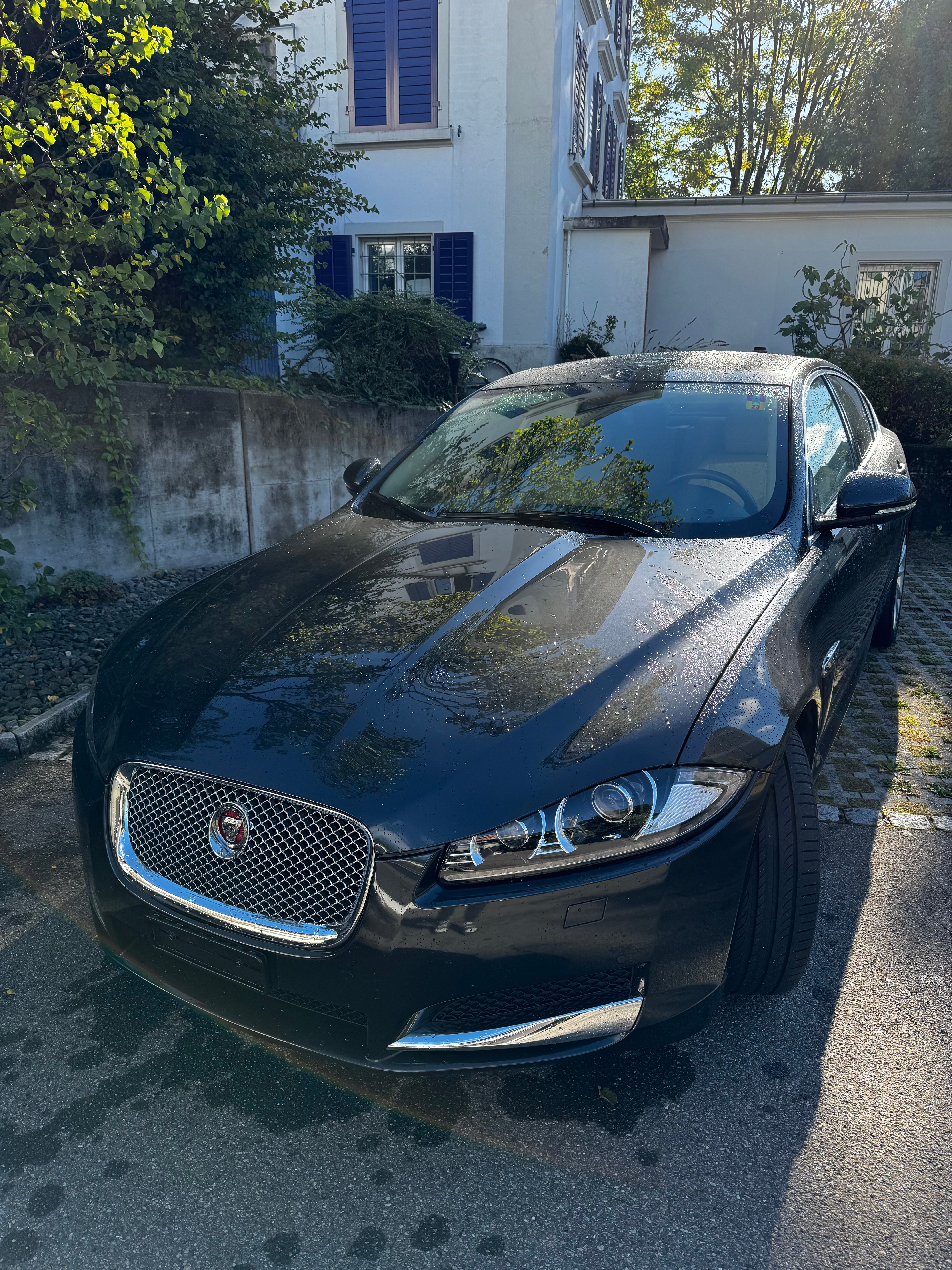 JAGUAR XF 2.2L Premium Luxury