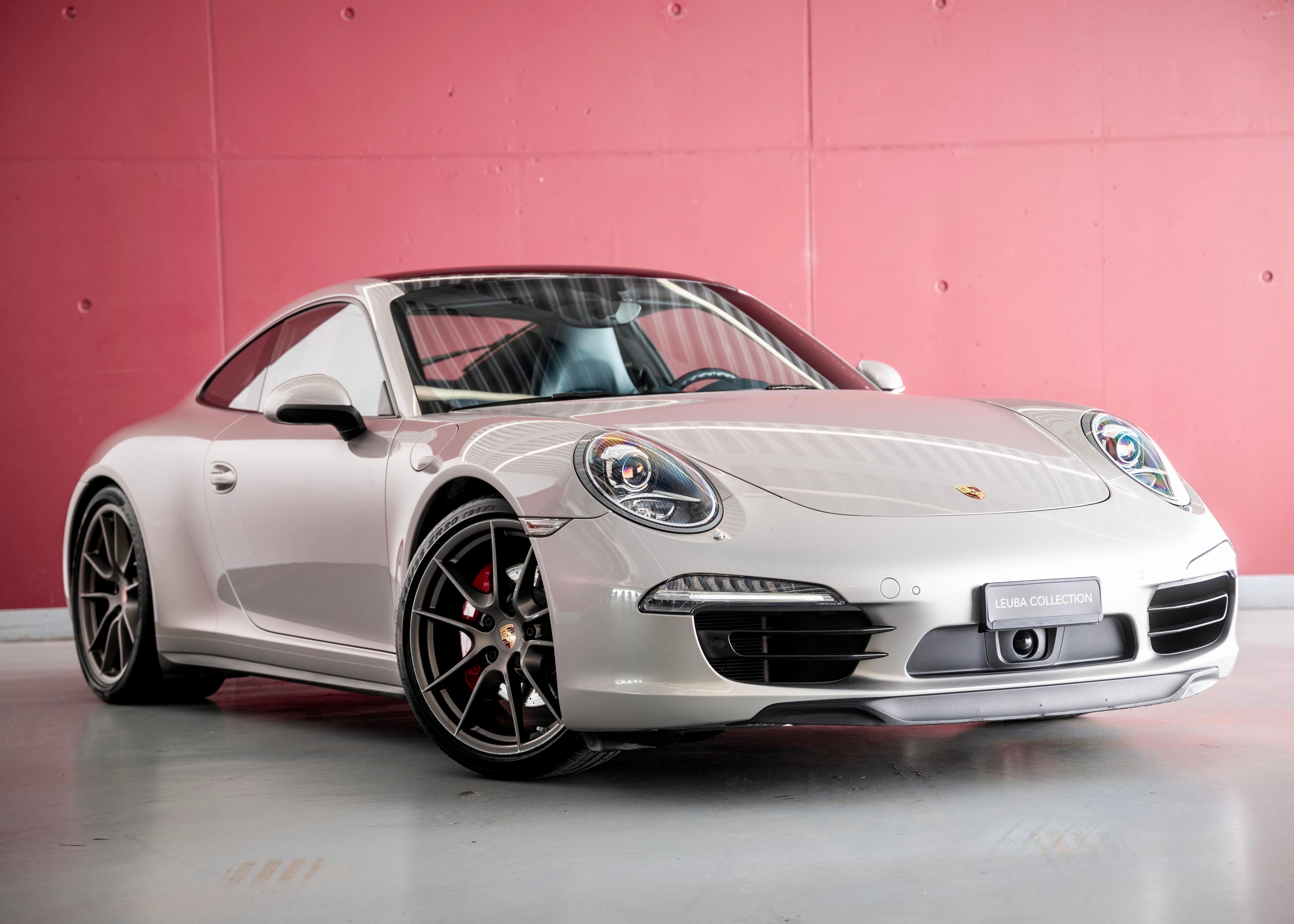 PORSCHE 911 Carrera 4S PDK