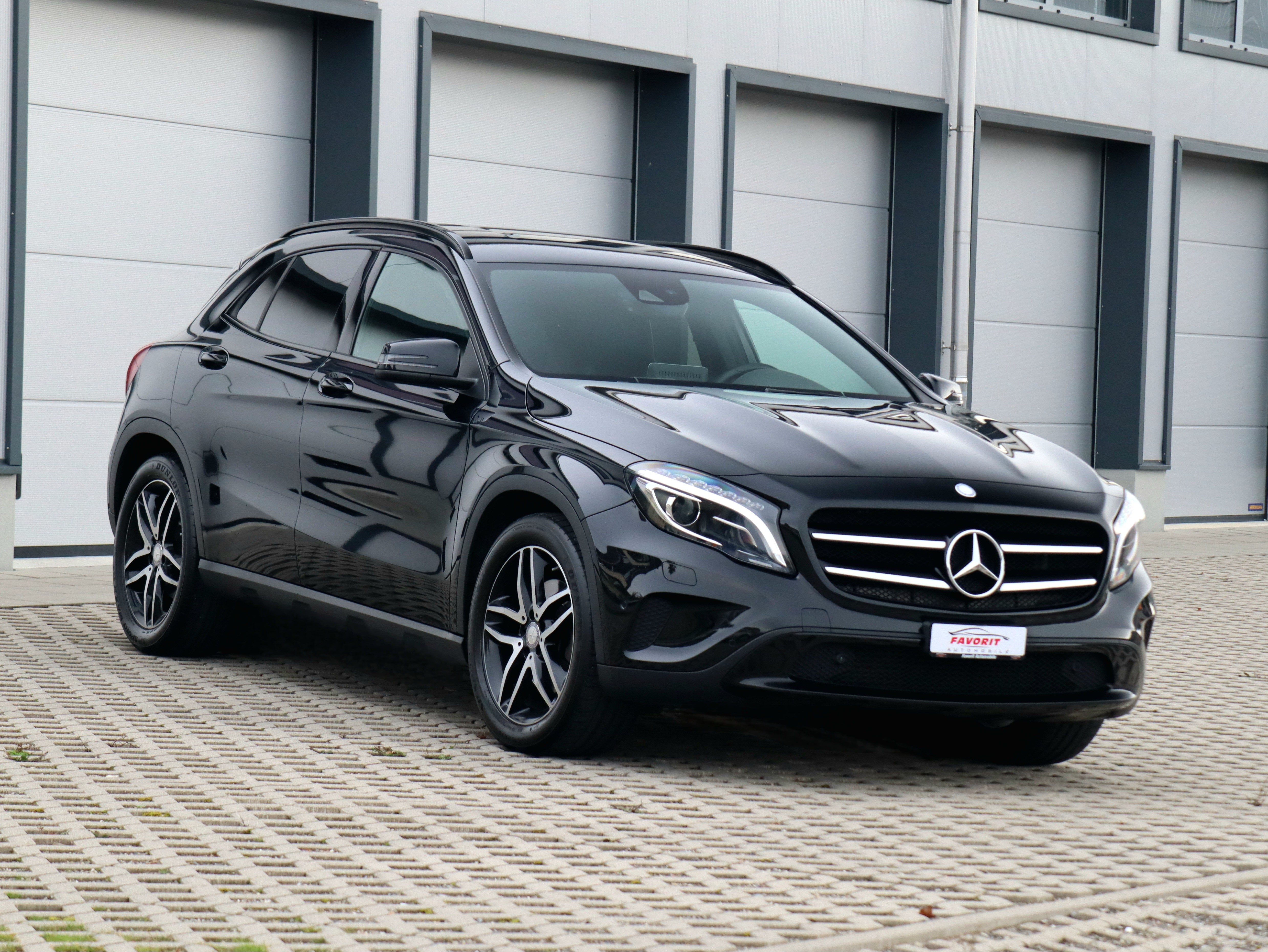 MERCEDES-BENZ GLA 250 (CH)