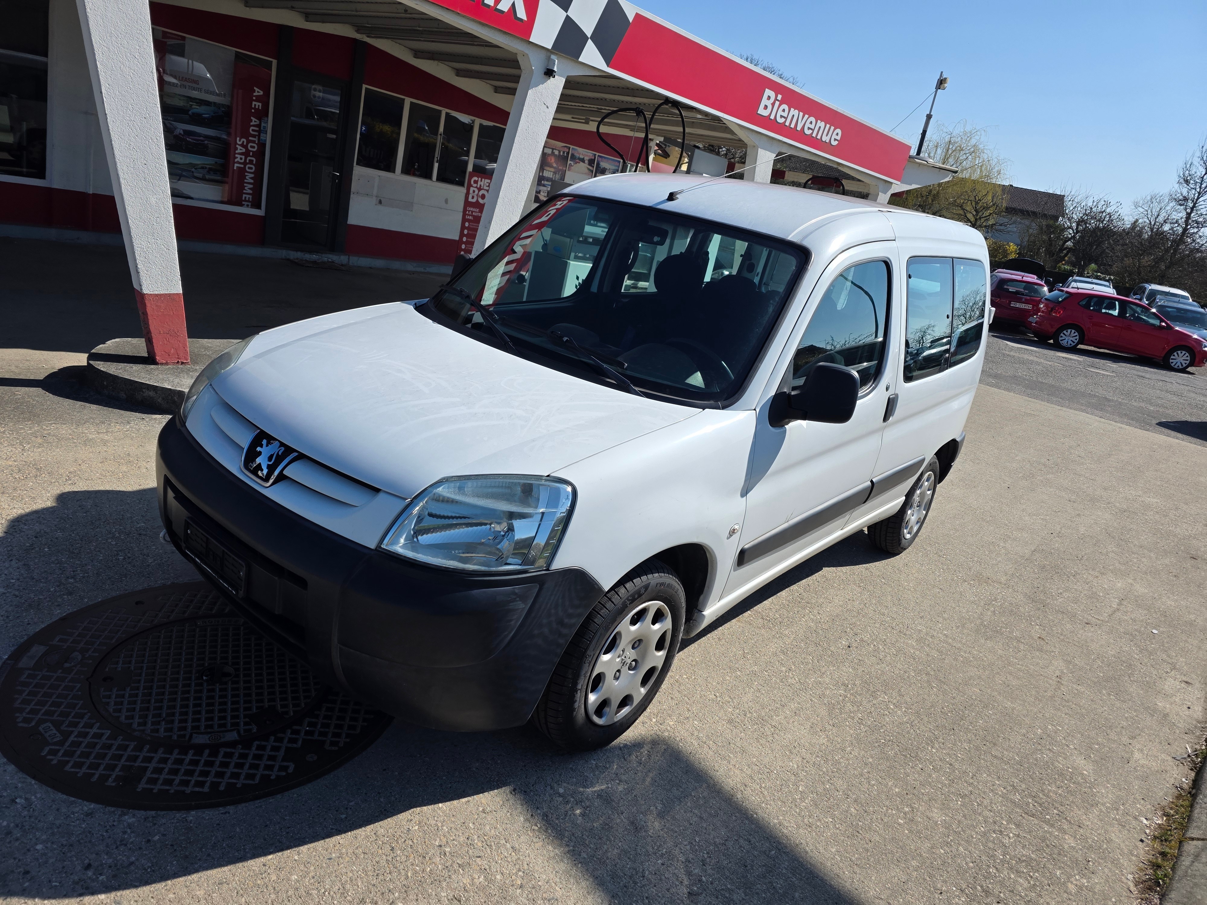 PEUGEOT Partner 1.4 XR