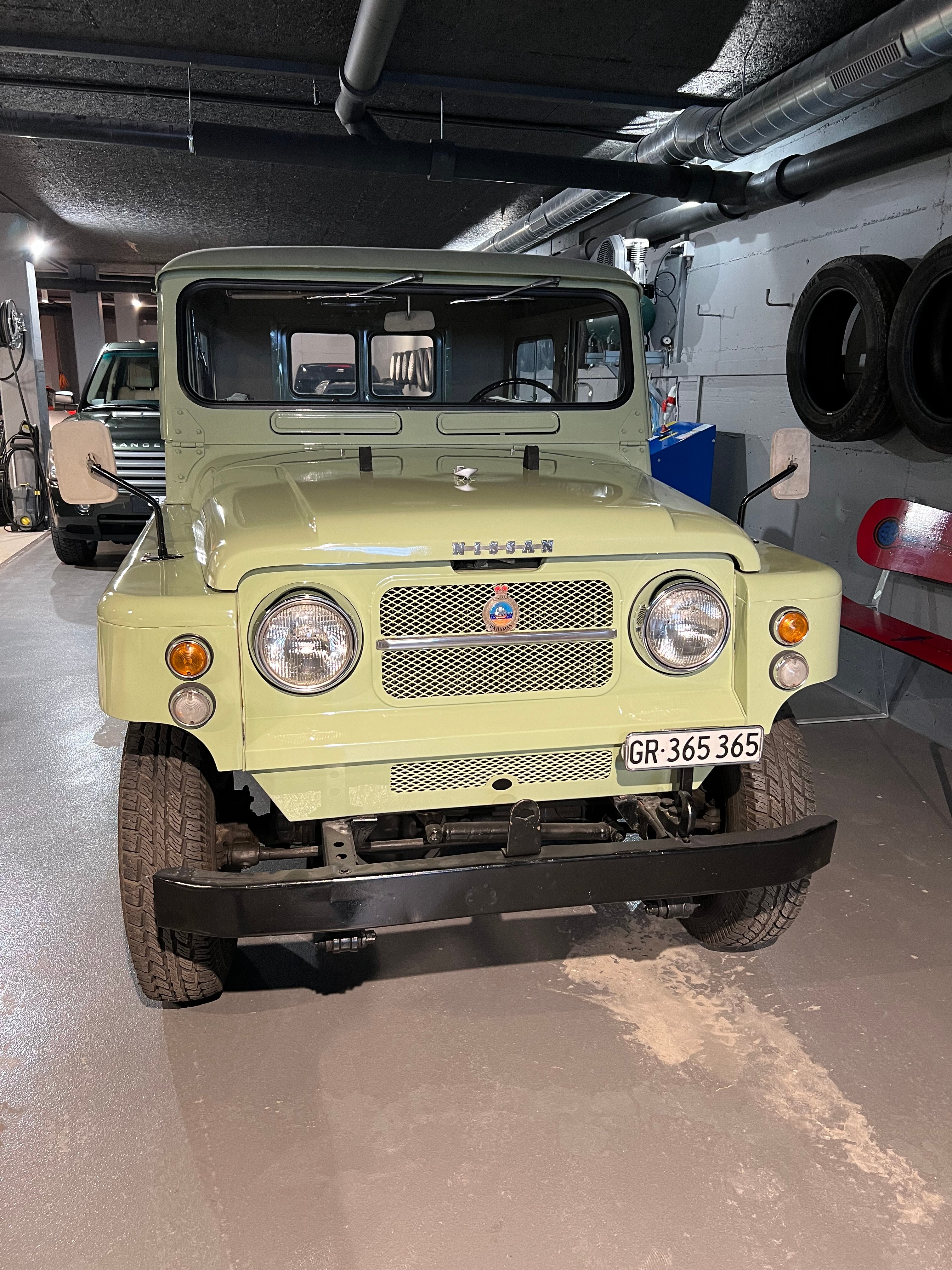 NISSAN Patrol L60 mit original 39'300 Km