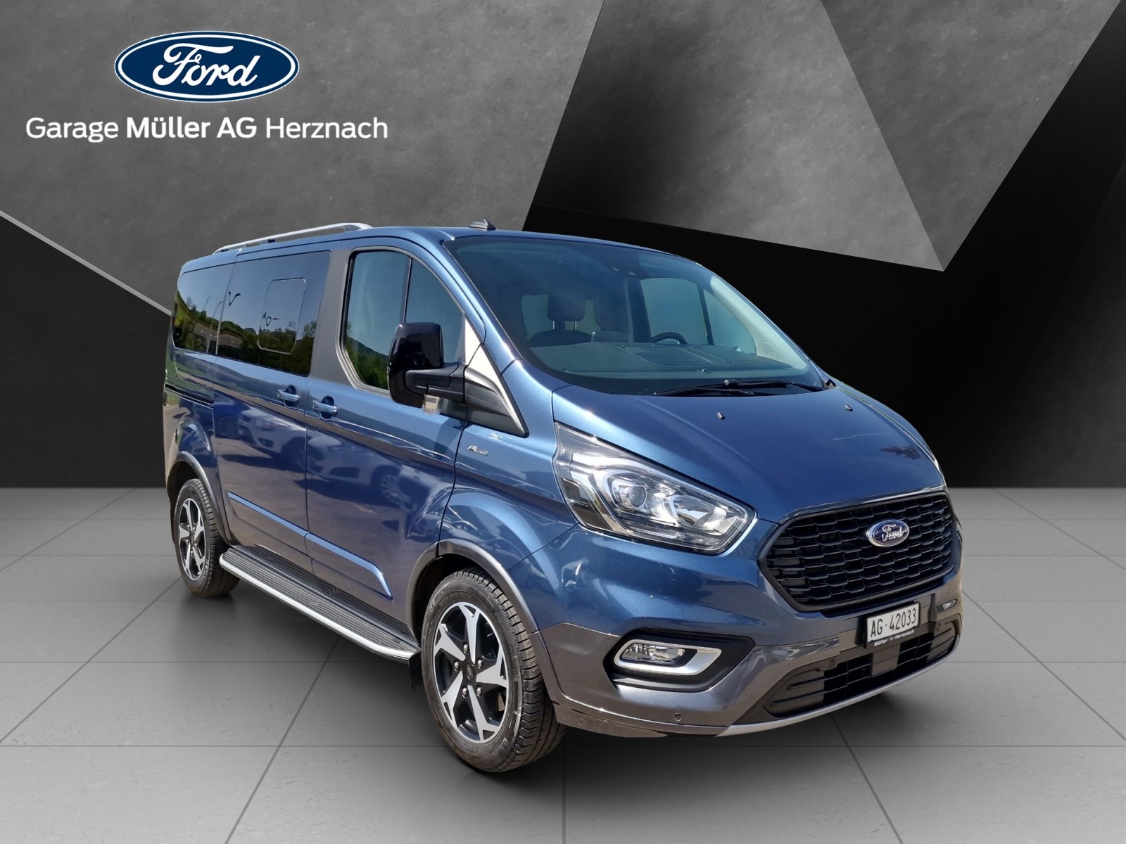 FORD Tourneo C Bus 320 L1 2.0 TDCi 170 Active