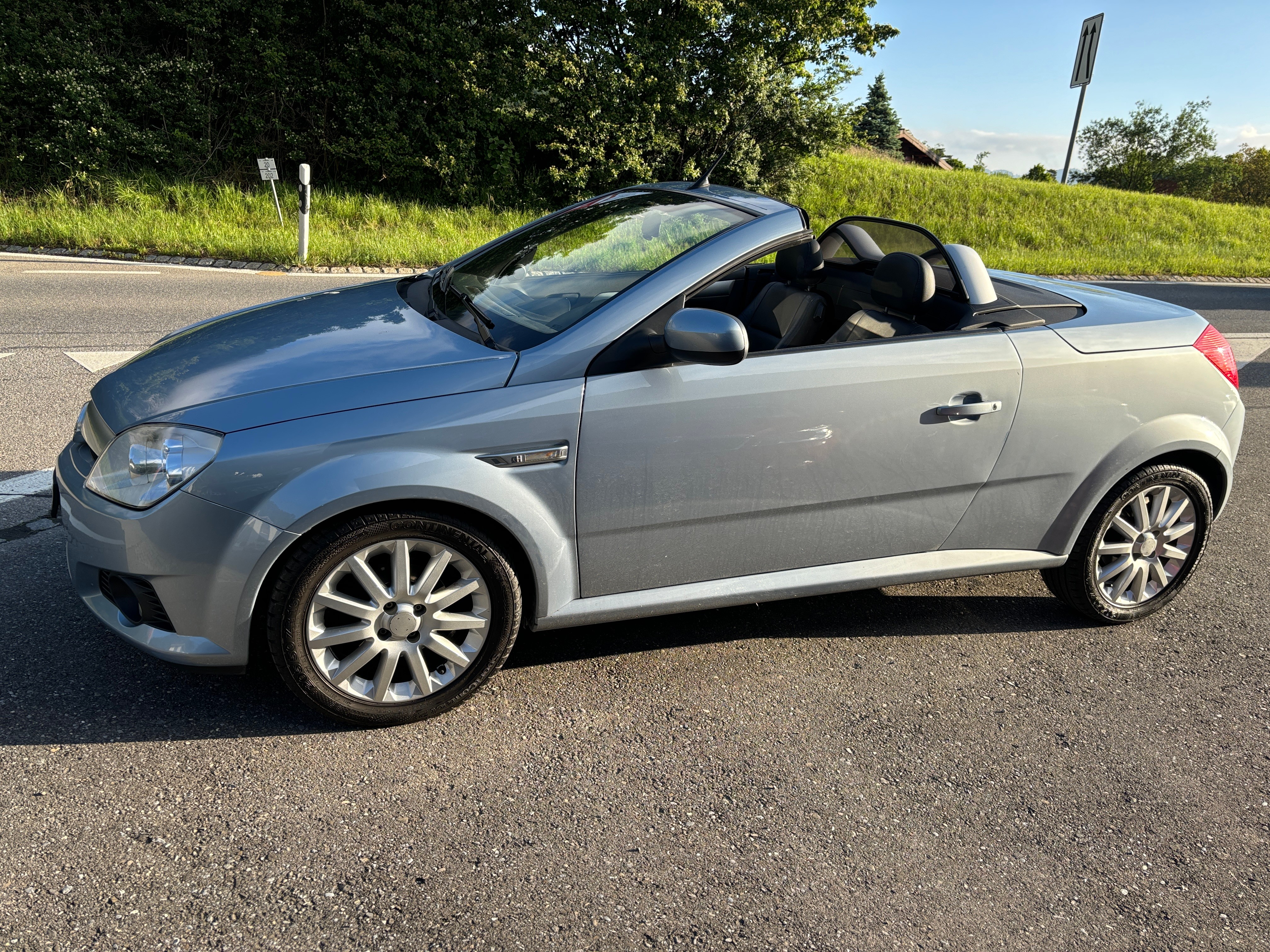 OPEL Tigra 1.8 Cosmo