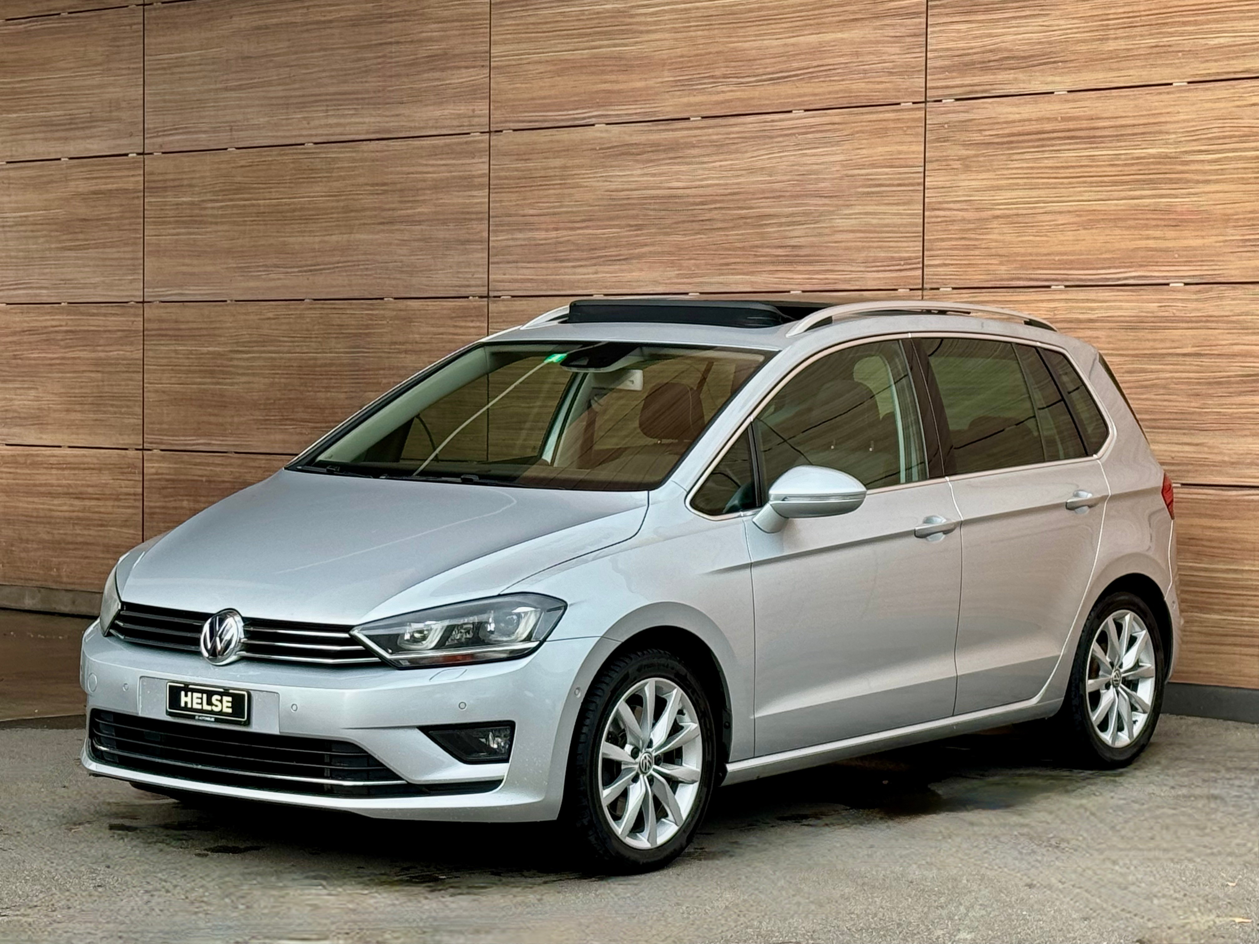 VW Golf Sportsvan 2.0 TDI Highline DSG - Panorama-Glas-Schiebedach - Anhängerkupplung abschwenkbar -