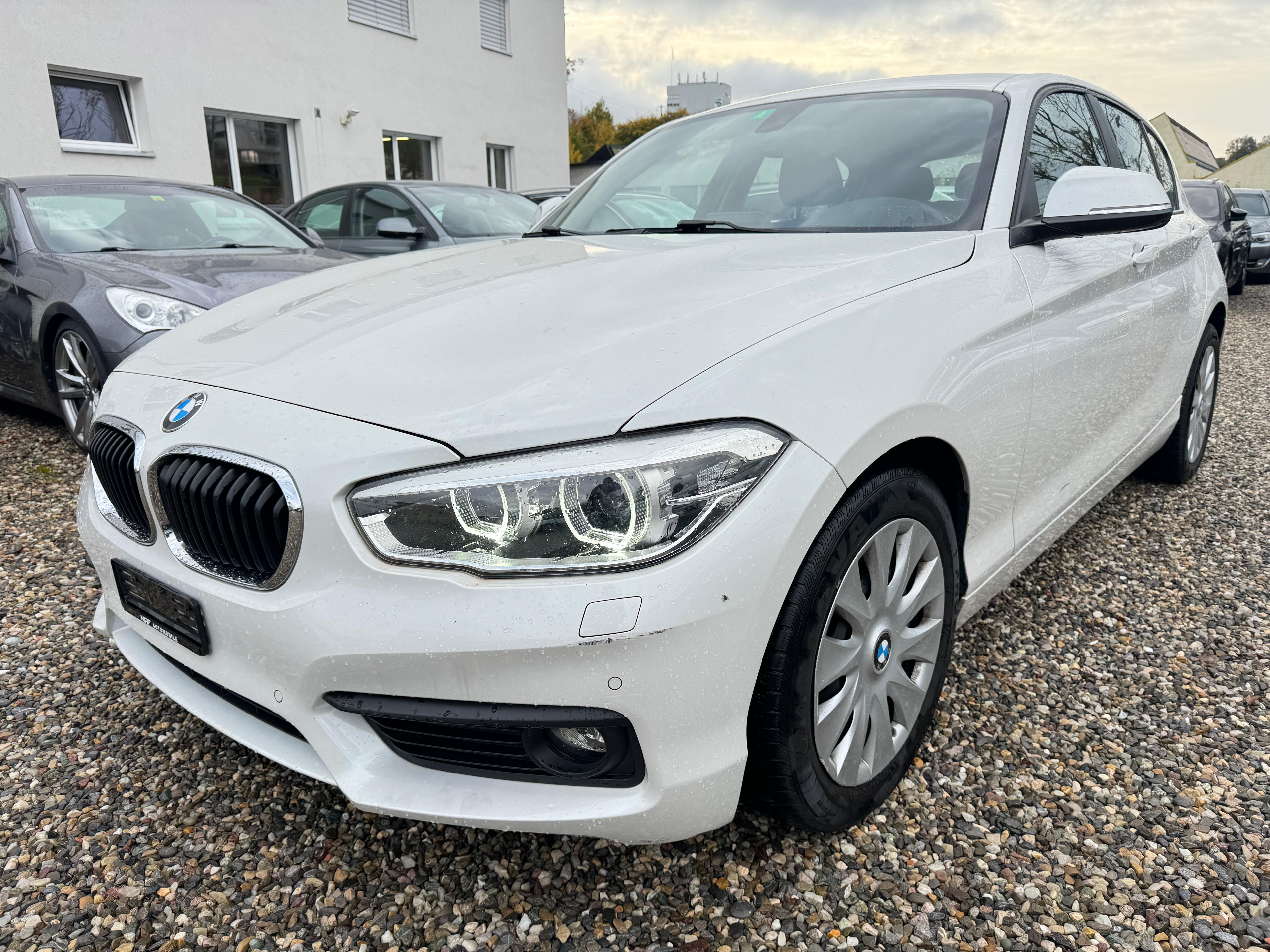 BMW 118i Sport Line Steptronic