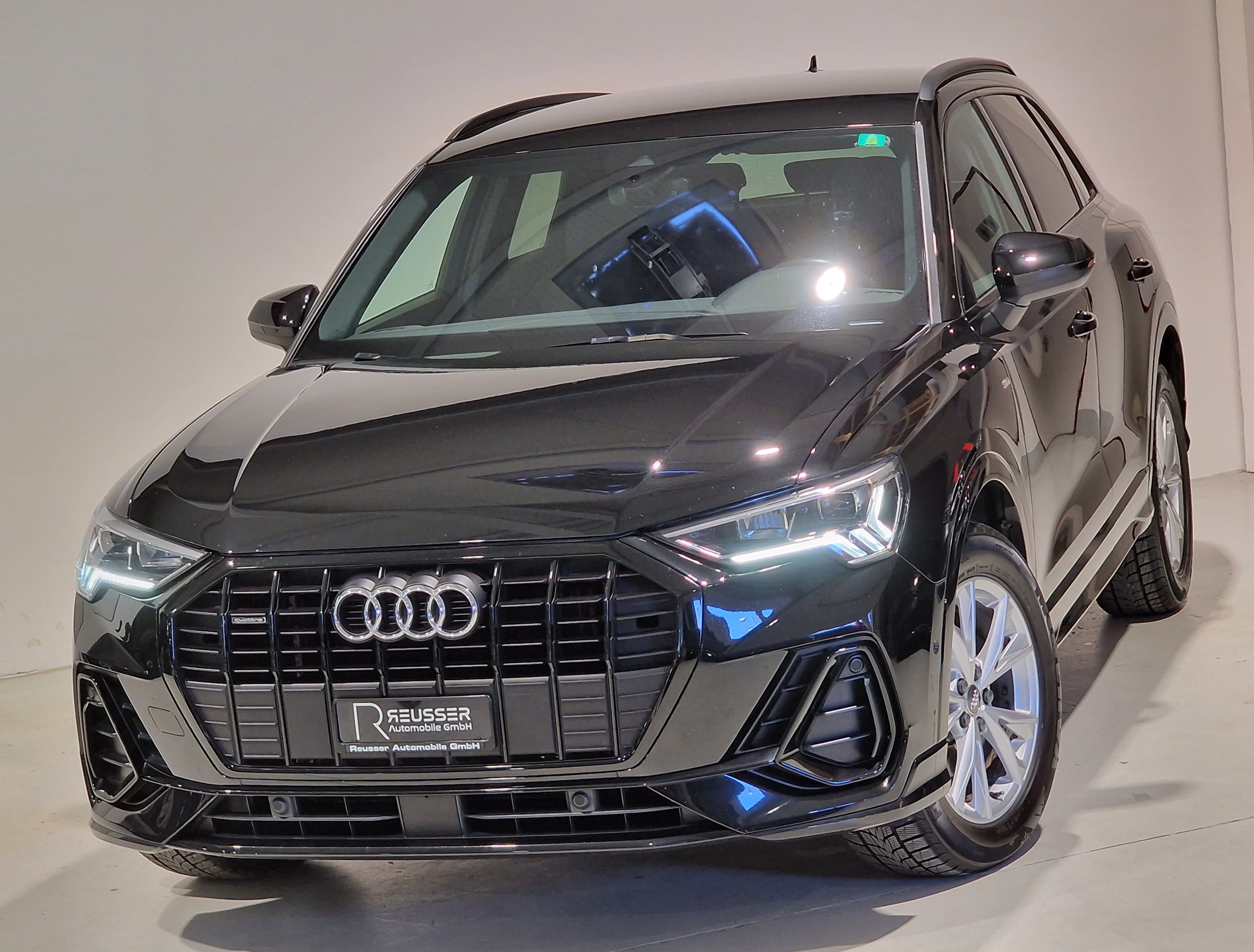 AUDI Q3 35 TDI S line quattro S-tronic