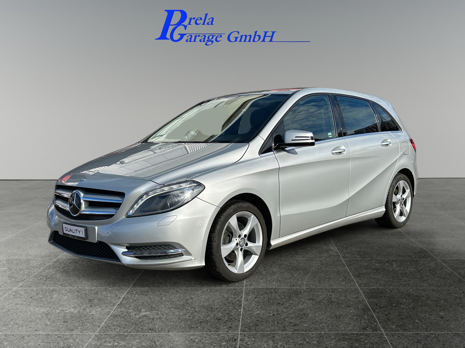 MERCEDES-BENZ B 180 7G-DCT