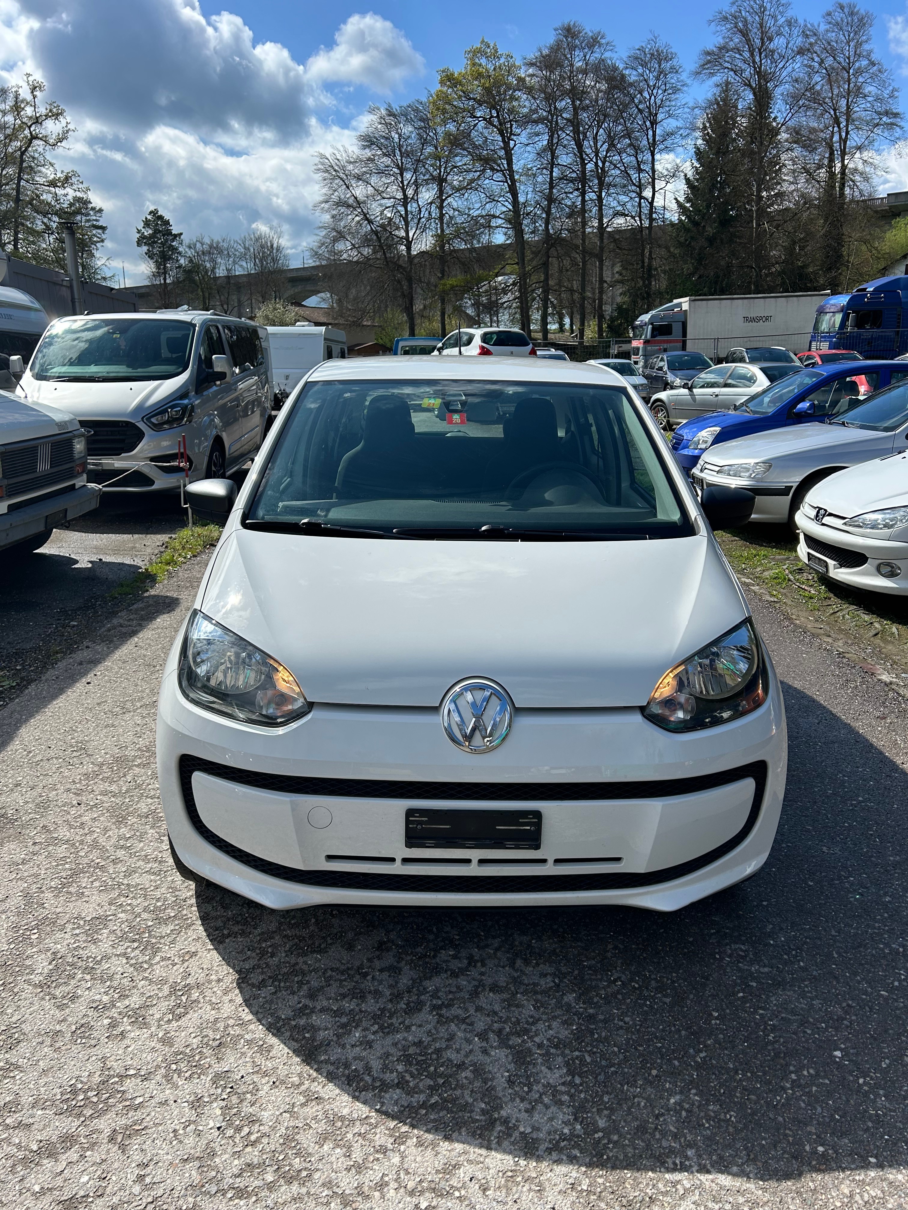 VW Up 1.0 start up