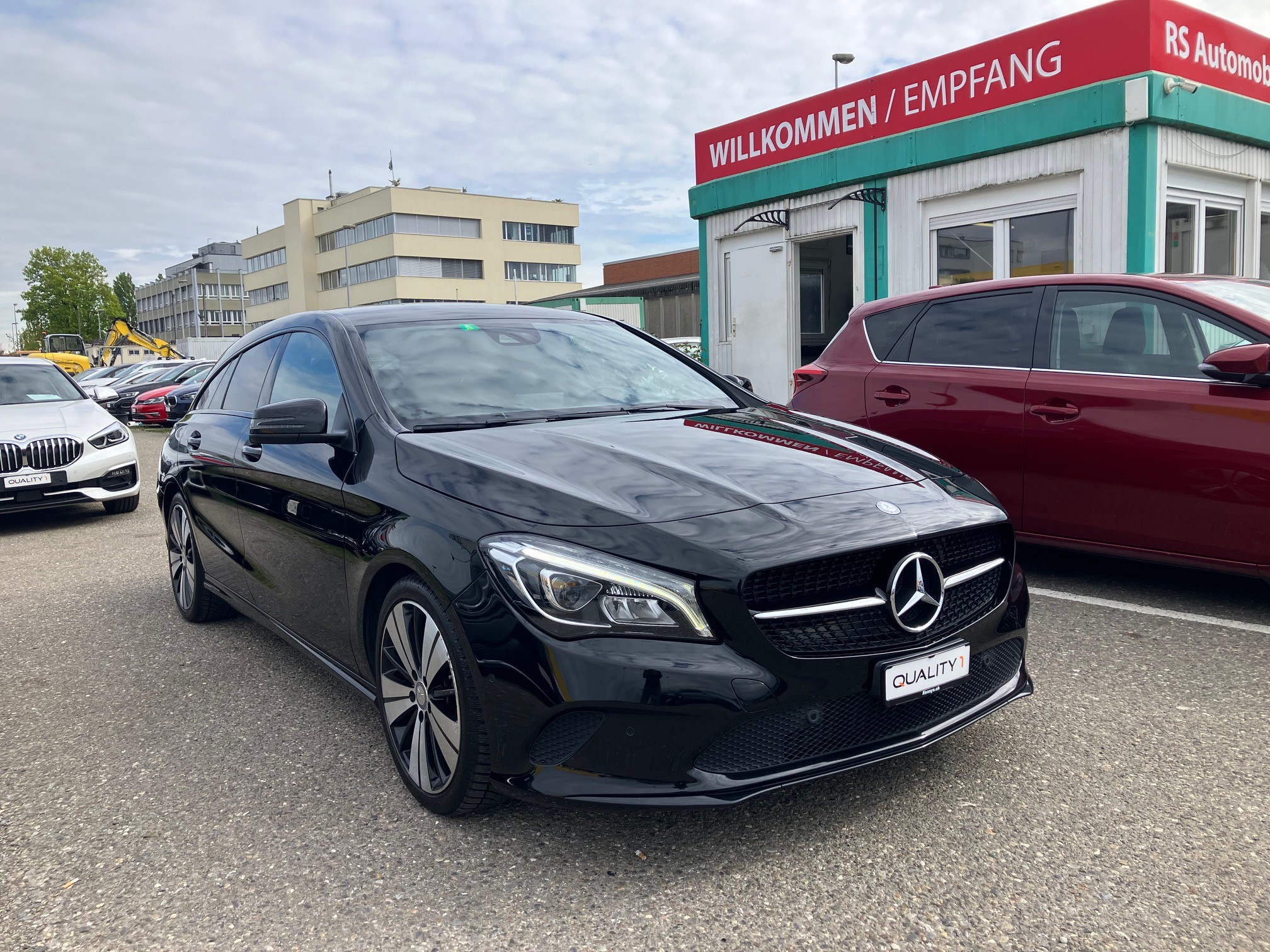 MERCEDES-BENZ CLA Shooting Brake 200 Night Star 7G-DCT