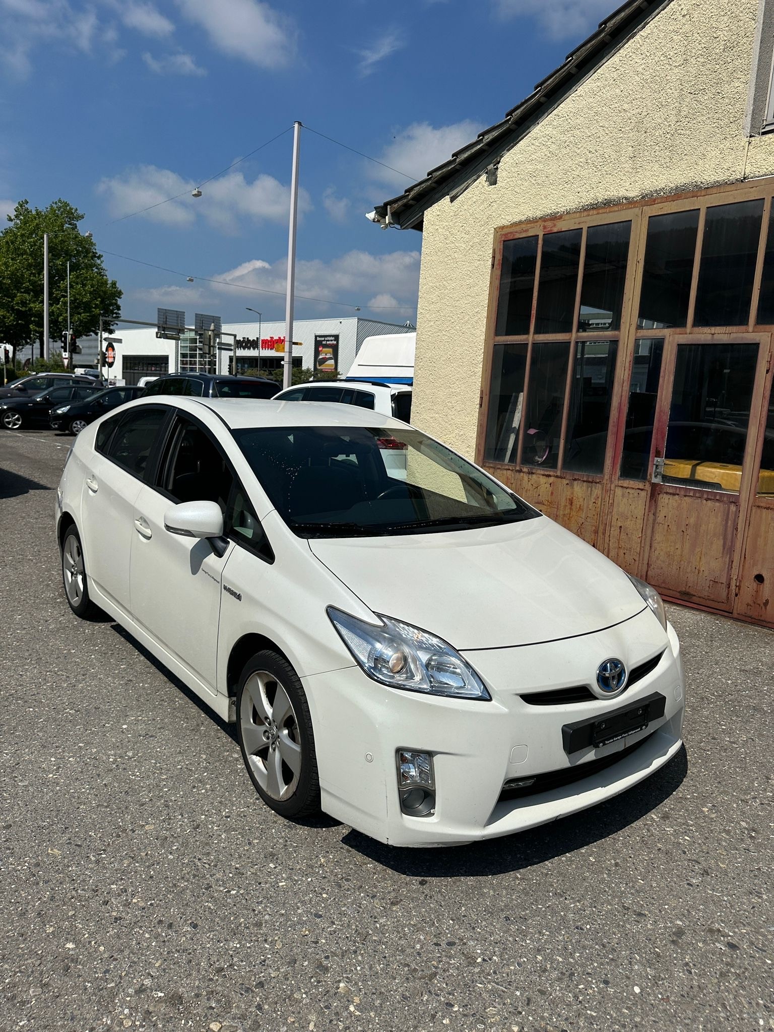 TOYOTA Prius 1.8 16V HSD Sol