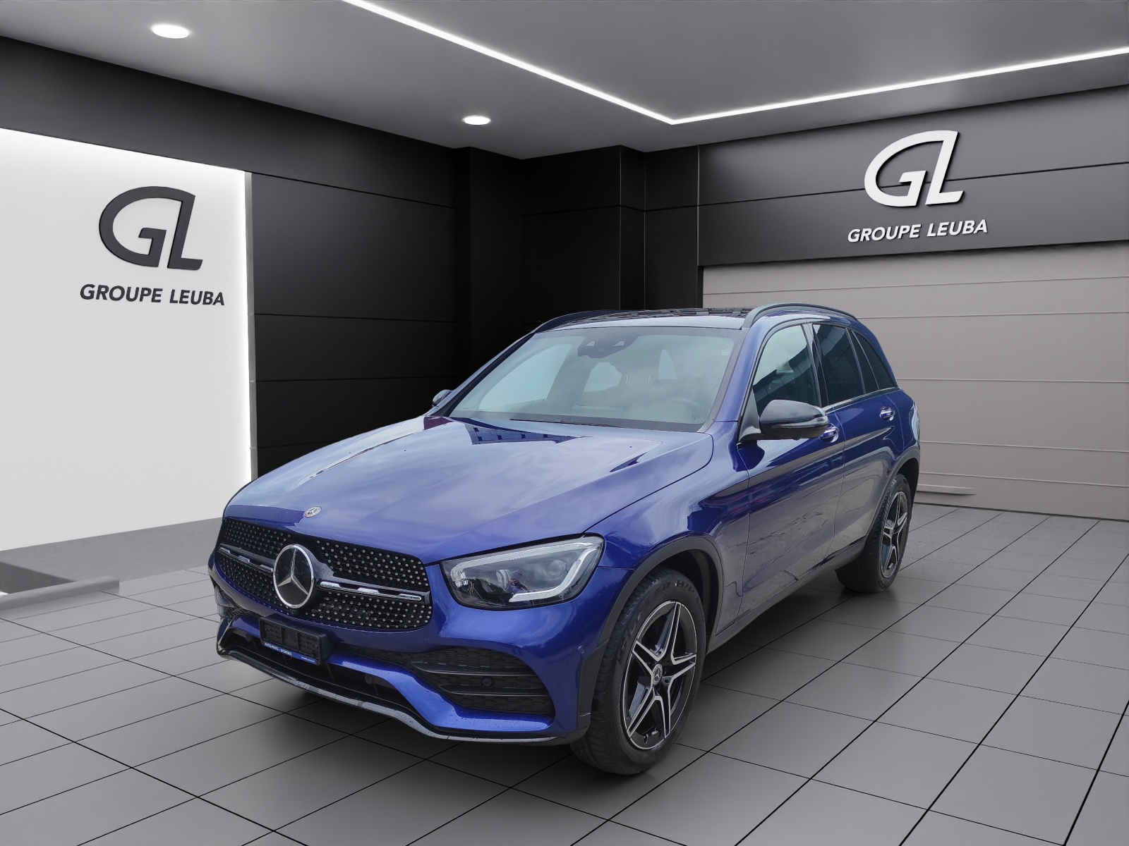 MERCEDES-BENZ GLC 300 AMG Line 4Matic