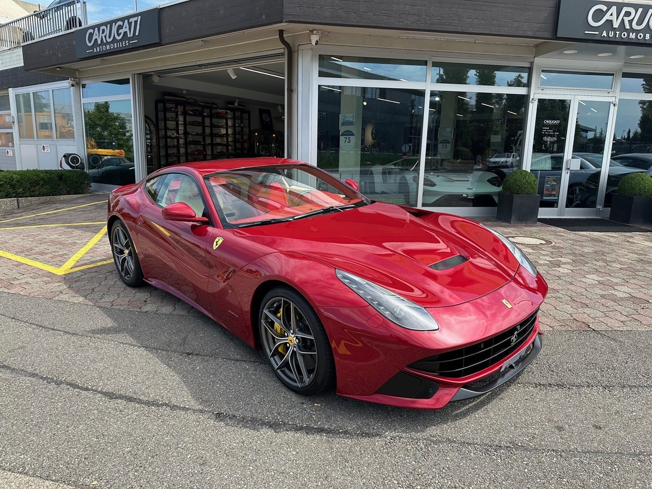 FERRARI F12 Berlinetta