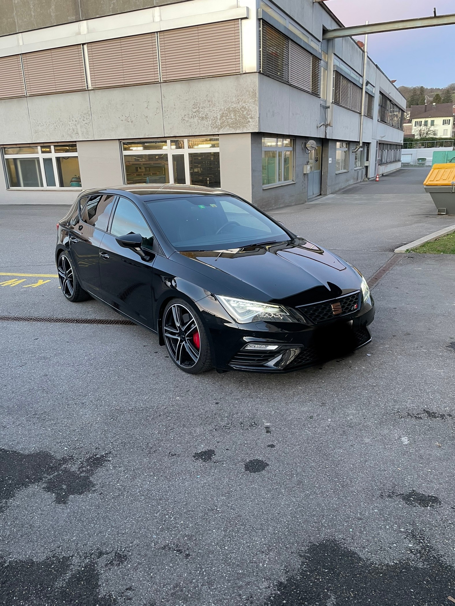 SEAT Leon 2.0 TSI Cupra 300 DSG