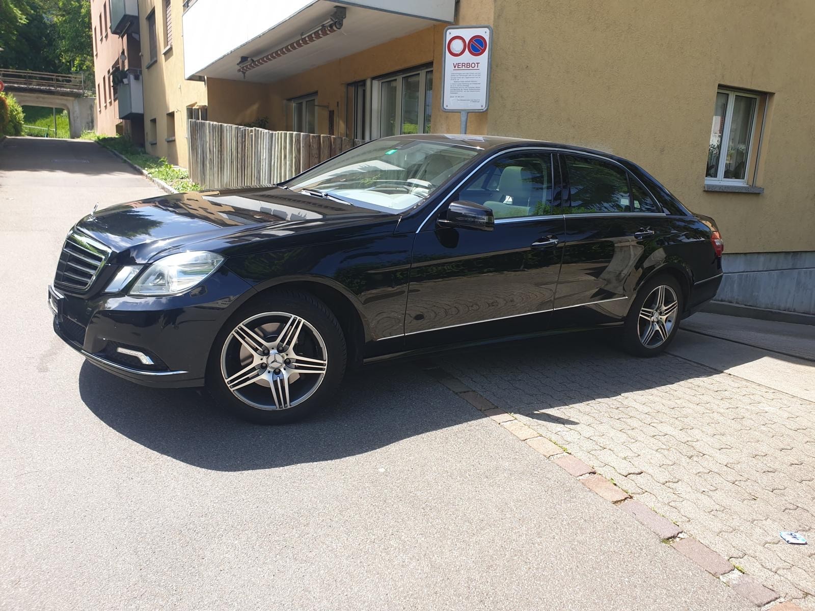 MERCEDES-BENZ E 350 Elégance 4Matic 7G-Tronic