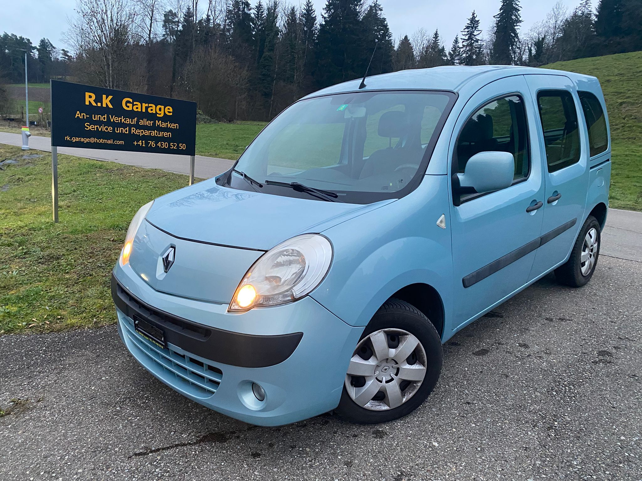 RENAULT Kangoo 1.6 16V Expression Automatic